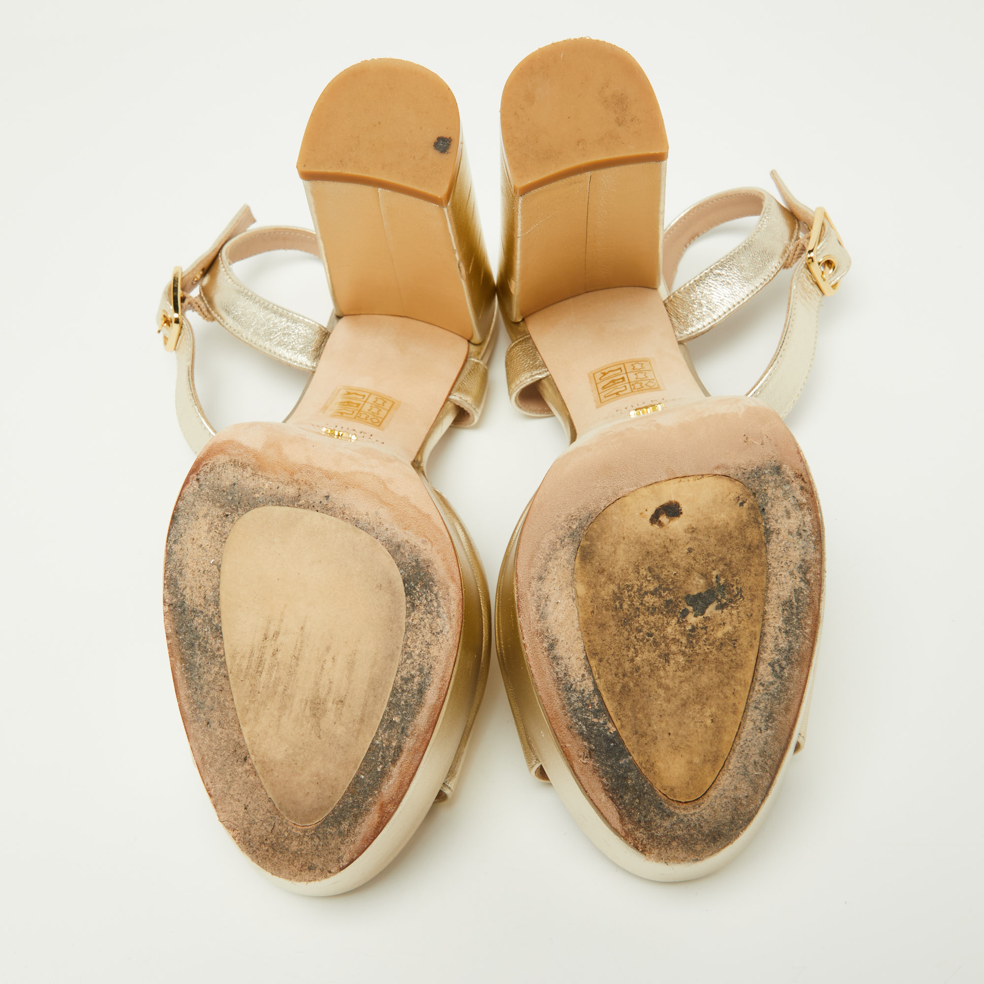 Stuart Weitzman Gold Leather Ankle Strap Platform Sandals Size 36.5