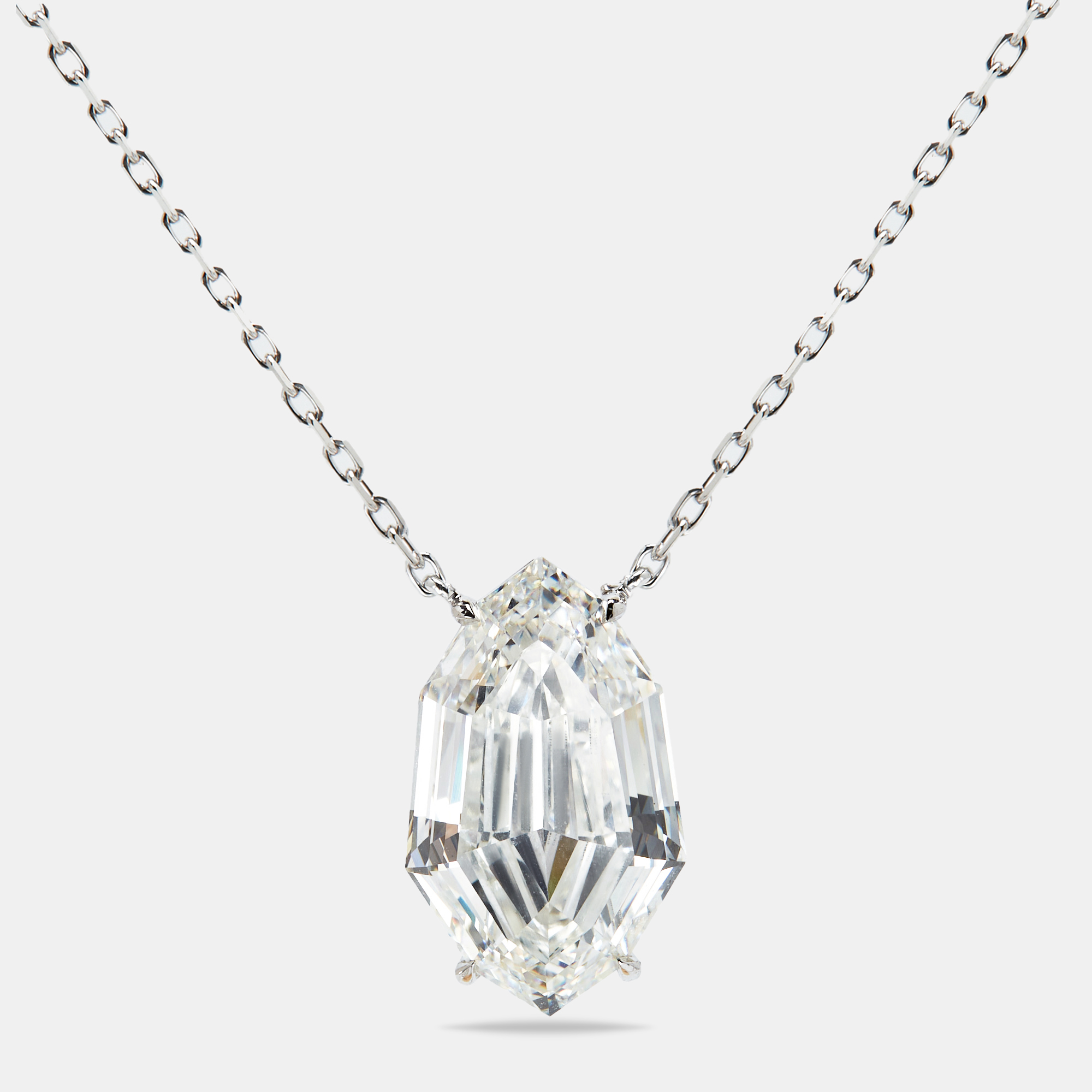 10.00 cts Decagonal Step Cut Lab Grown Diamond 18k White Gold Chain Necklace
10.00 cts Decagonal Step Cut Lab Grown Diamond 18k White Gold Chain Necklace
