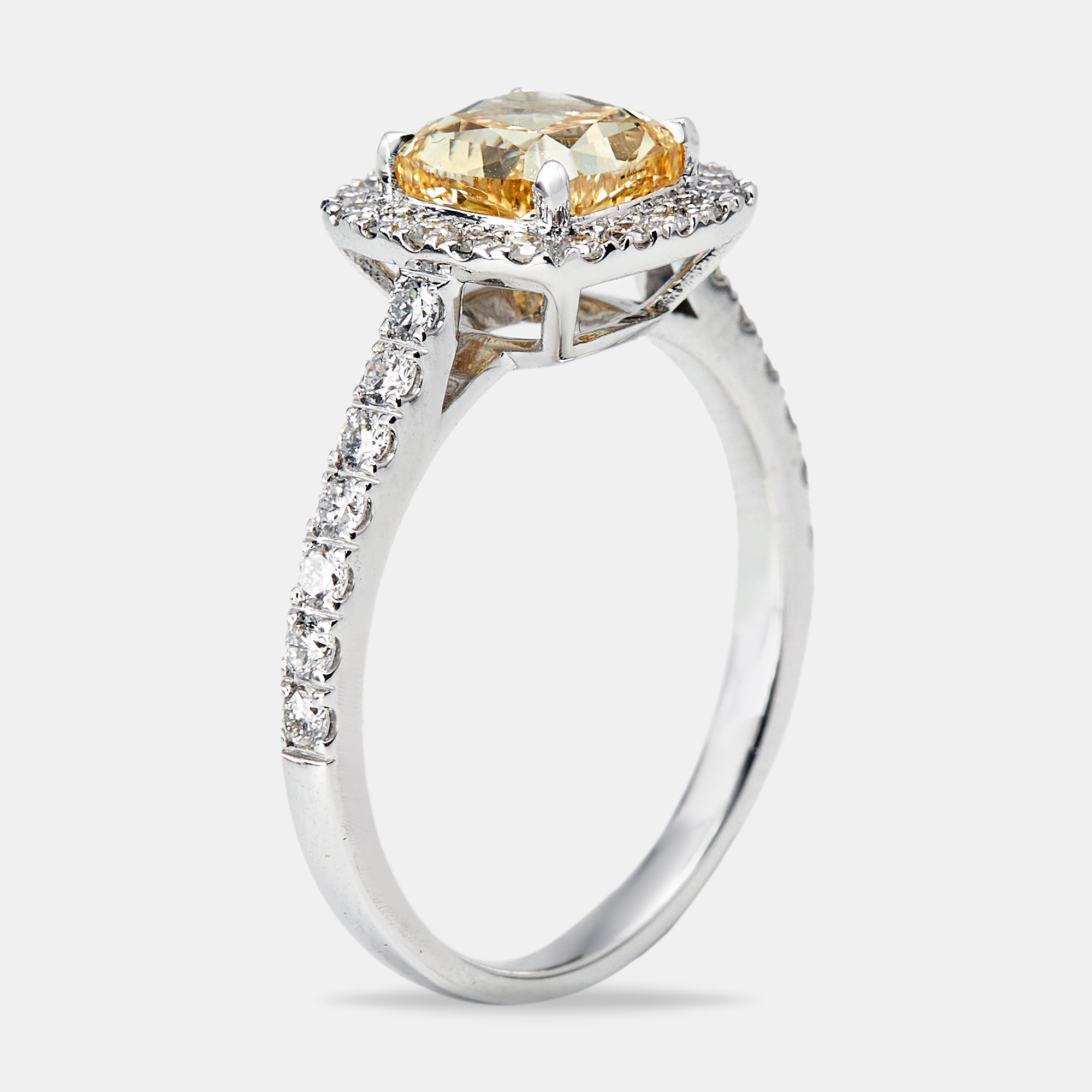 2.00 cts Yellow Cushion and Round Lab Grown Diamond 18k White Gold Ring Size
2.00 cts Yellow Cushion and Round Lab Grown Diamond 18k White Gold Ring Size