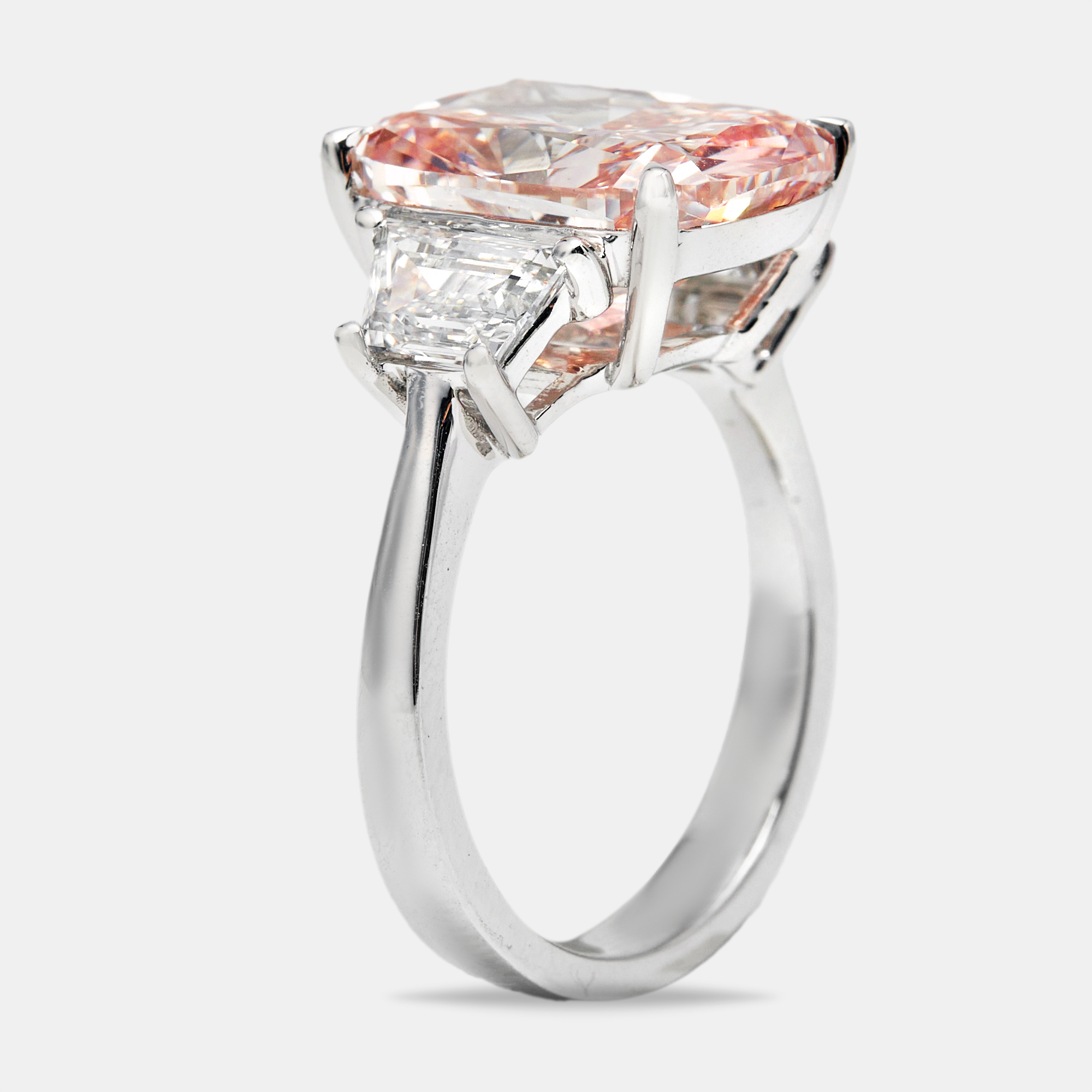 7.00 cts Pink Cushion Cut and Trapezoid Lab Grown Diamond 18k White Gold Ring Size
7.00 cts Pink Cushion Cut and Trapezoid Lab Grown Diamond 18k White Gold Ring Size