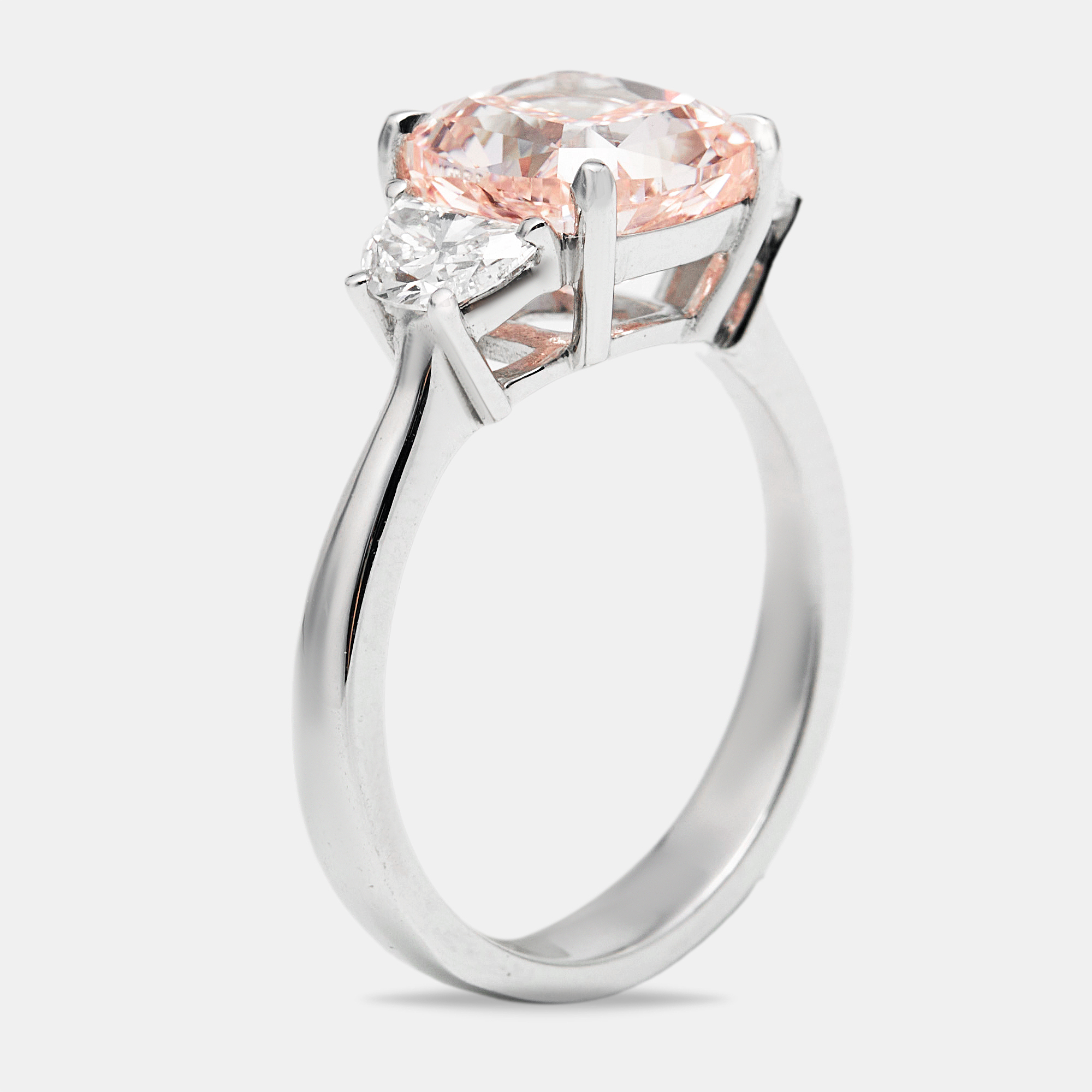 3.50 cts Pink Cushion and Baguette Lab Grown Diamond 18k White Gold Ring Size
3.50 cts Pink Cushion and Baguette Lab Grown Diamond 18k White Gold Ring Size