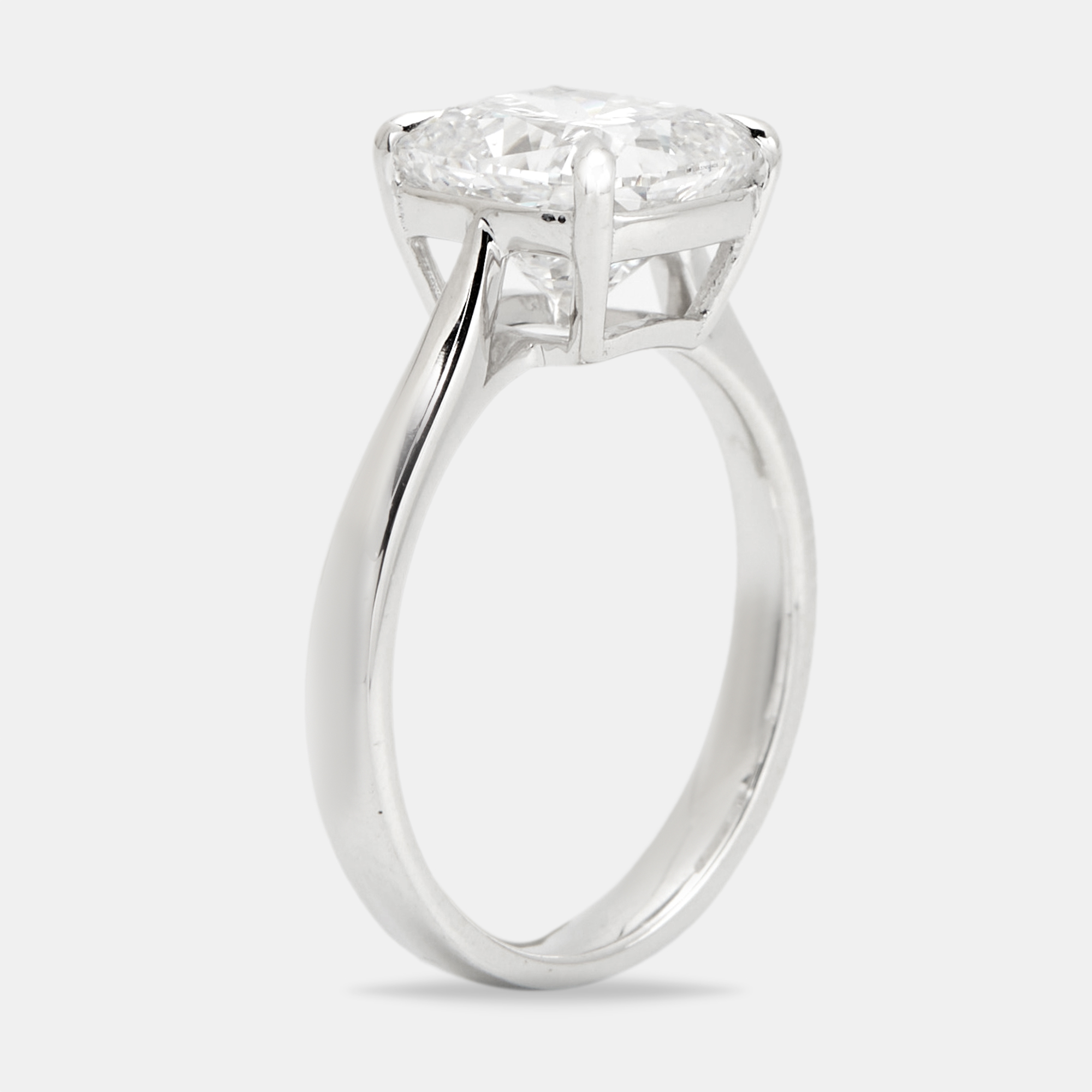 3.00 cts Cushion Brilliant Lab Grown Diamond 18k White Gold Ring Size
3.00 cts Cushion Brilliant Lab Grown Diamond 18k White Gold Ring Size