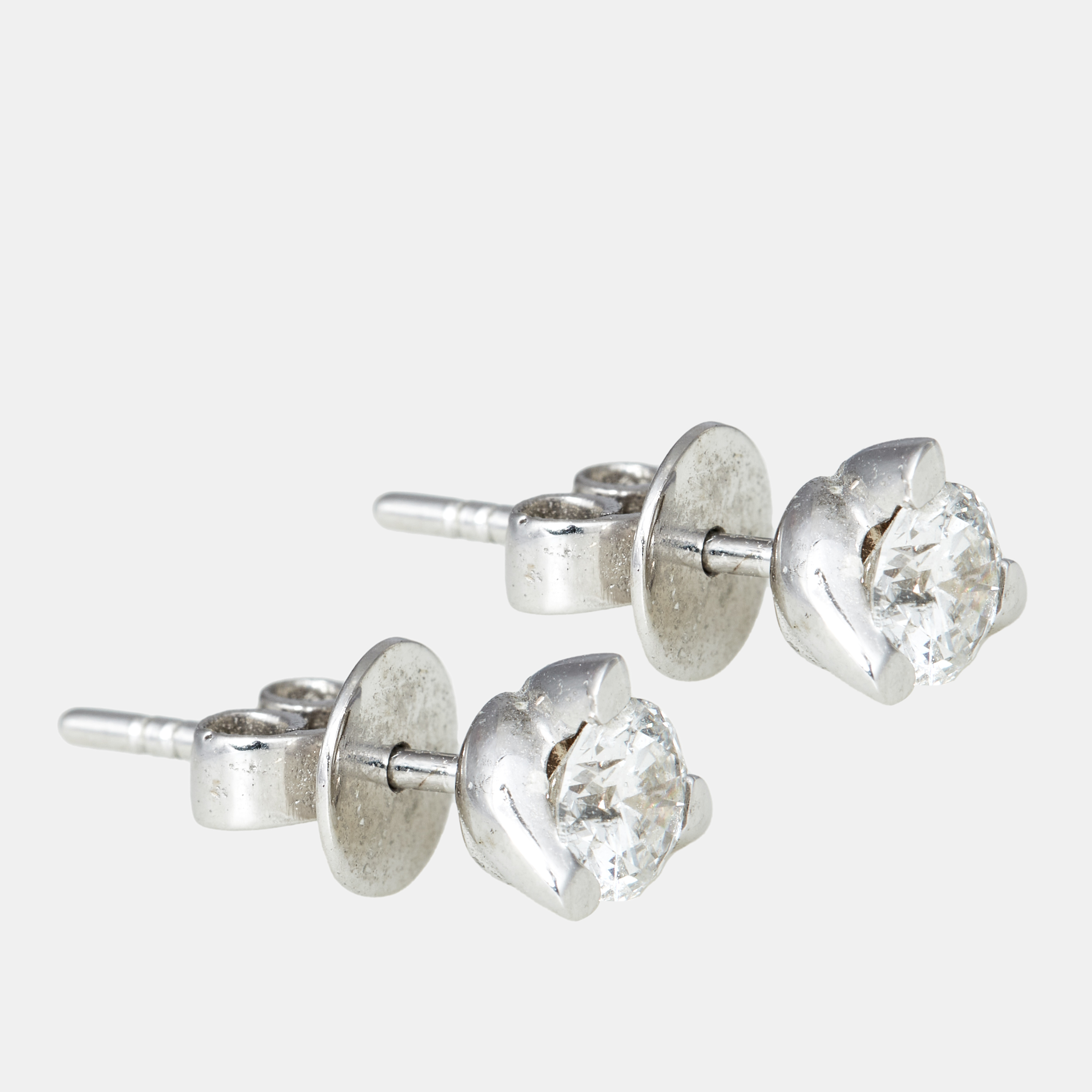 18k White Gold 0.67 Ct Diamond Earrings