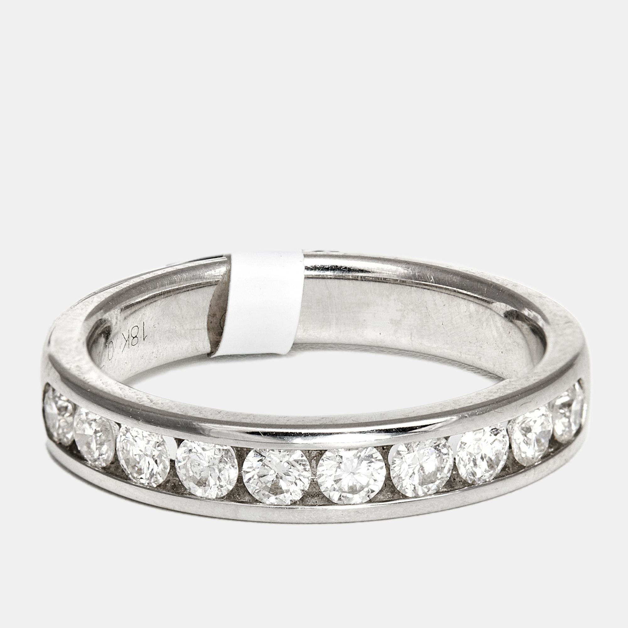 The diamond edit classic round diamond 0.72 ct 18k white gold eternity ring size 54