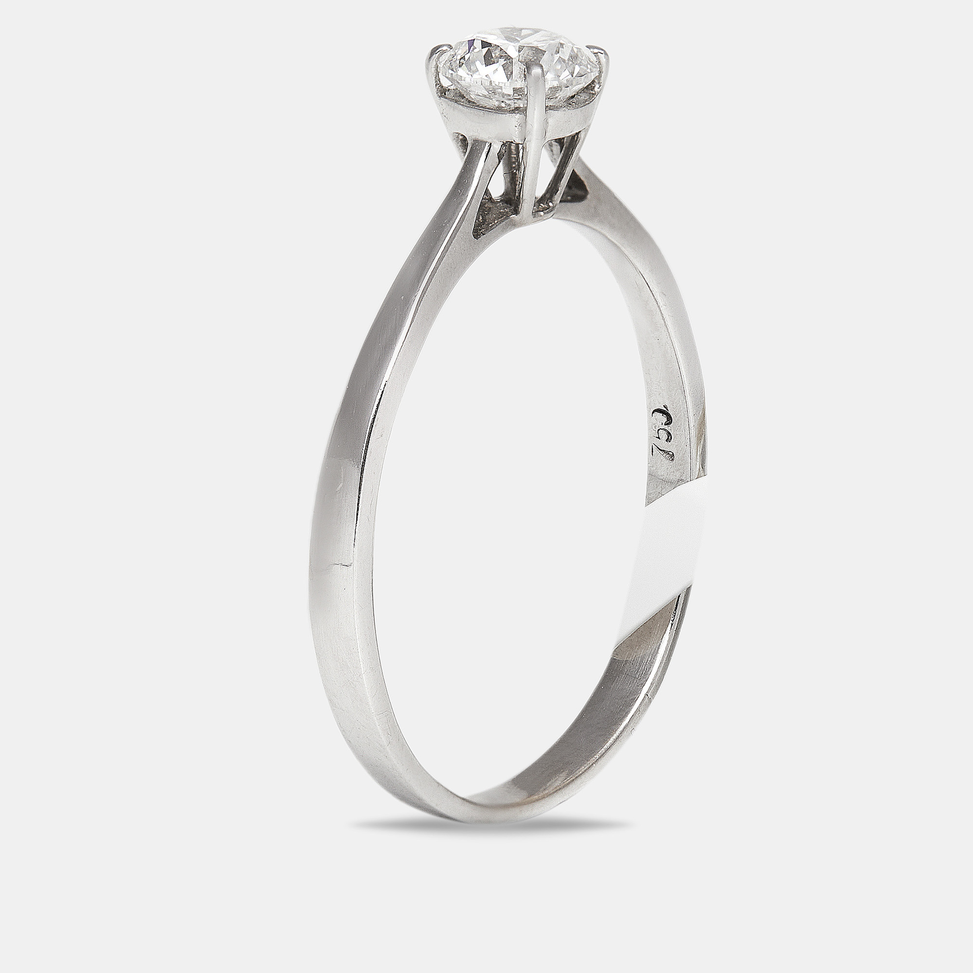 The diamond edit solitare diamond 0.62 ct 18k white gold wedding ring size 61