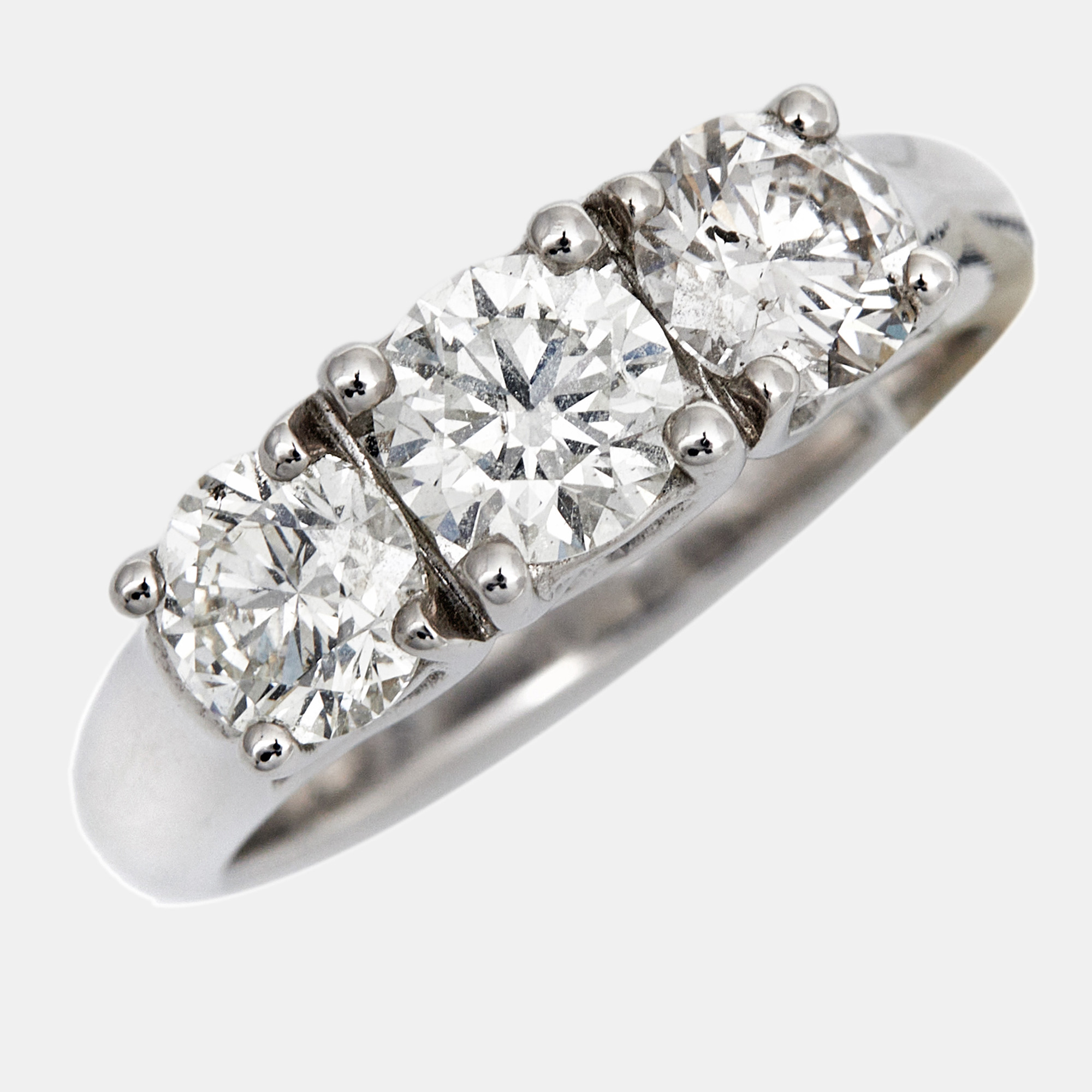 The diamond edit 18k white gold  ring eu 52