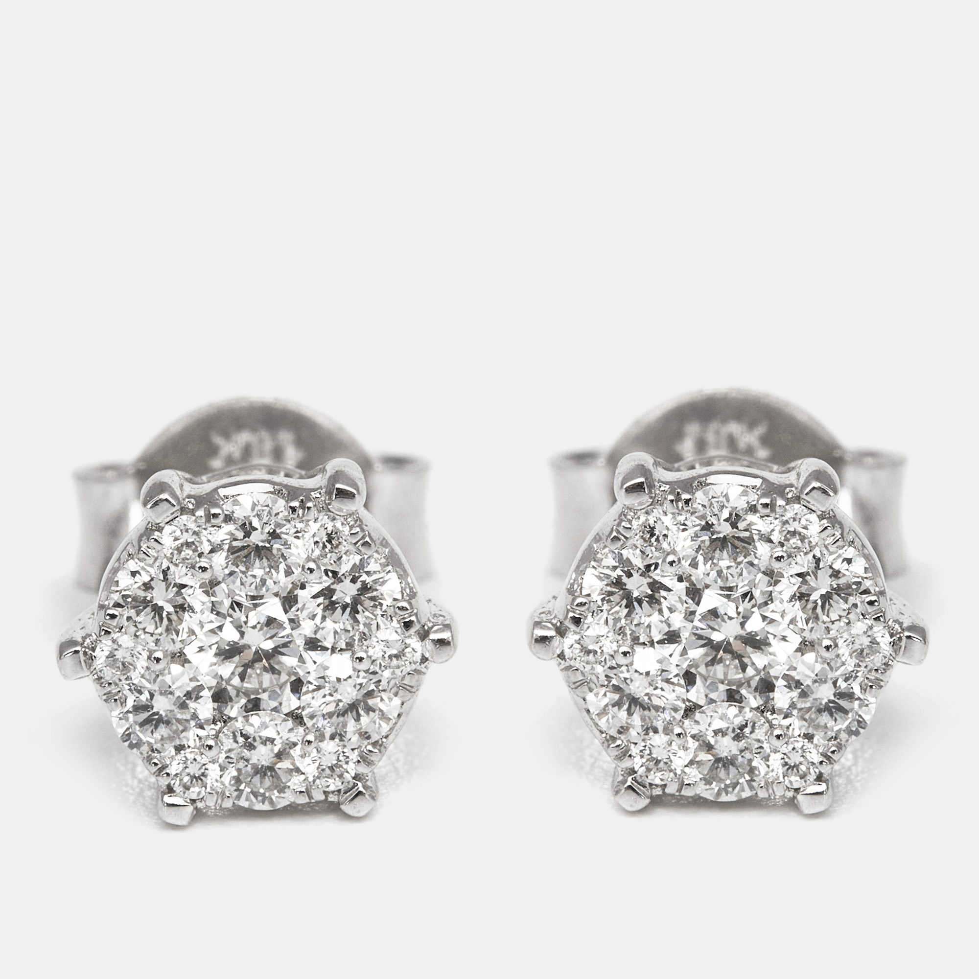 The diamond edit round 18k white gold diamond 0.49 ct stud earrings