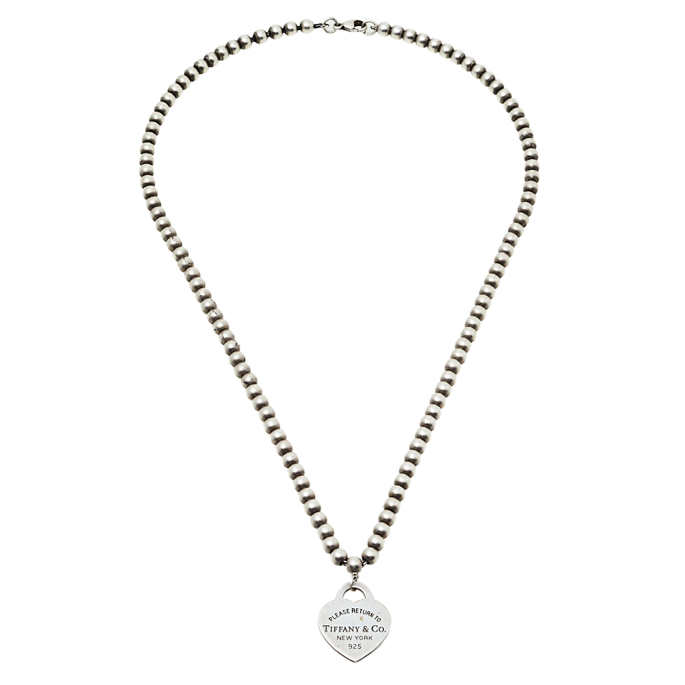 Tiffany & Co. Sterling Silver Return To Tiffany Heart Pendant Bead Necklace
Tiffany & Co. Sterling Silver Return To Tiffany Heart Pendant Bead Necklace