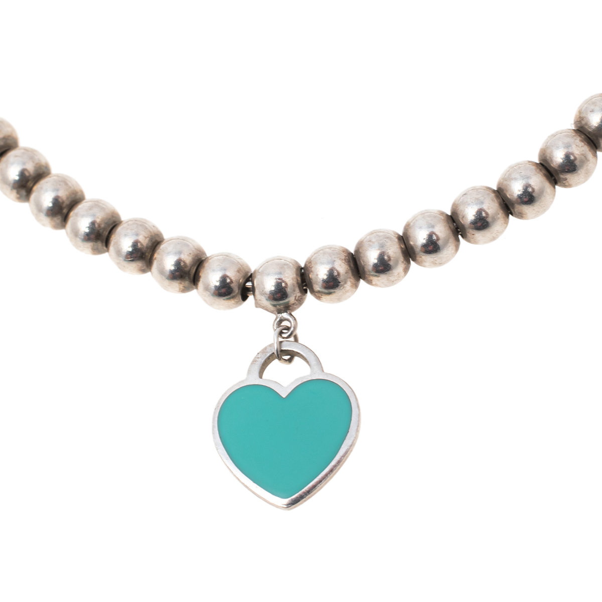 Tiffany & Co. Return To Tiffany Blue Enamel Heart Tag Silver Bead Bracelet
Tiffany & Co. Return To Tiffany Blue Enamel Heart Tag Silver Bead Bracelet