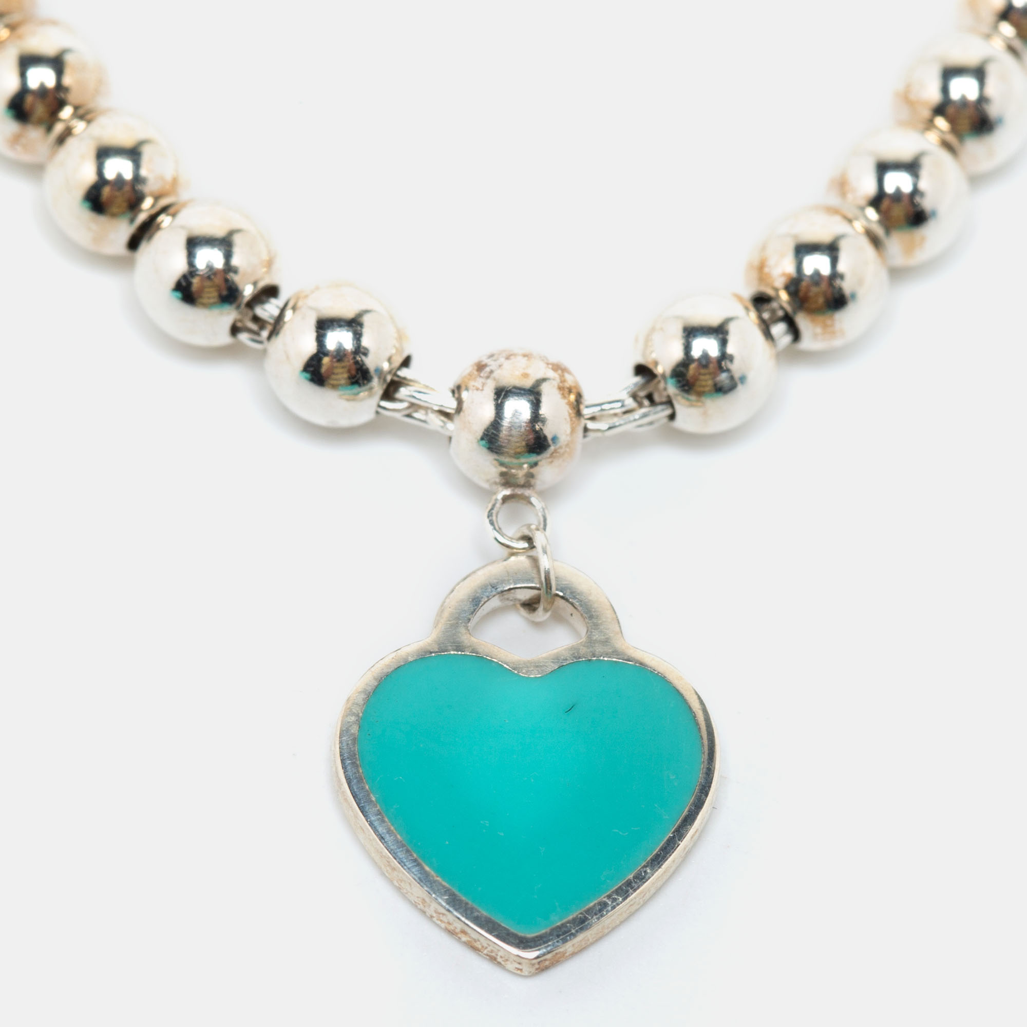 Tiffany & Co. Return to Tiffany Heart Tag Enamel Sterling Silver Bead Bracelet
Tiffany & Co. Return to Tiffany Heart Tag Enamel Sterling Silver Bead Bracelet