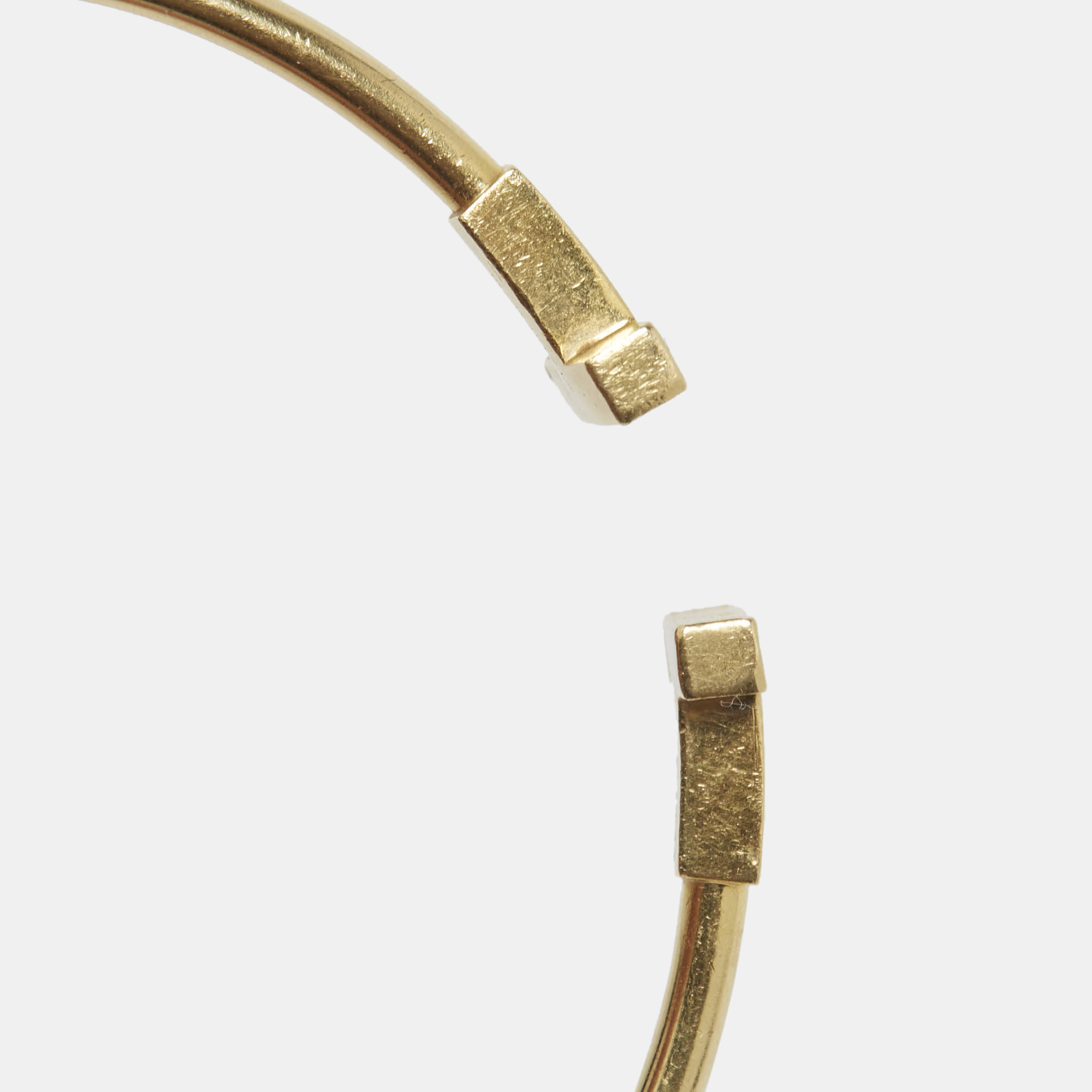 Tiffany & Co. T Wire Diamond 18k Yellow Gold Bracelet