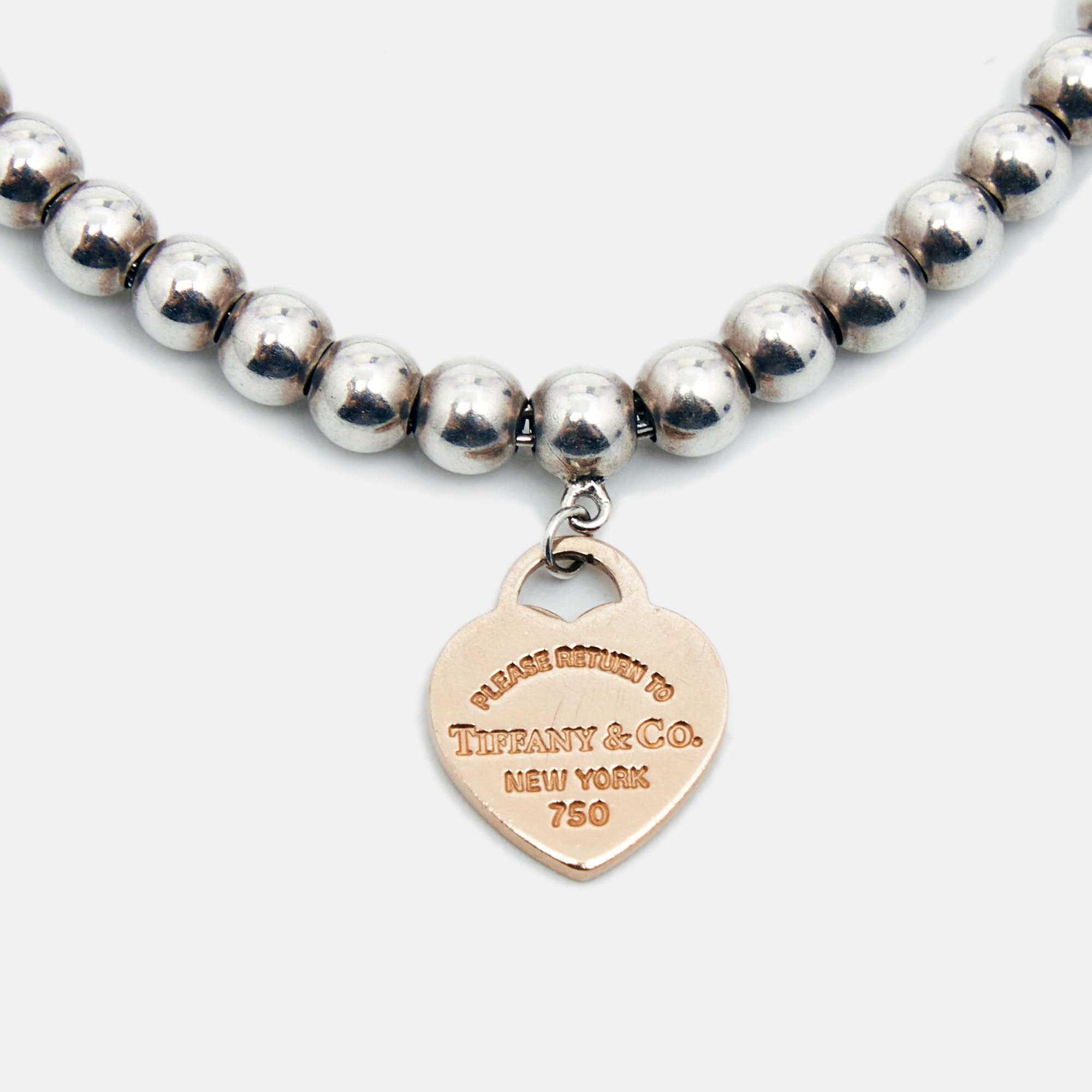Tiffany & Co. Return to Tiffany Heart 18k Rose Gold Sterling Silver Bead Bracelet
Tiffany & Co. Return to Tiffany Heart 18k Rose Gold Sterling Silver Bead Bracelet