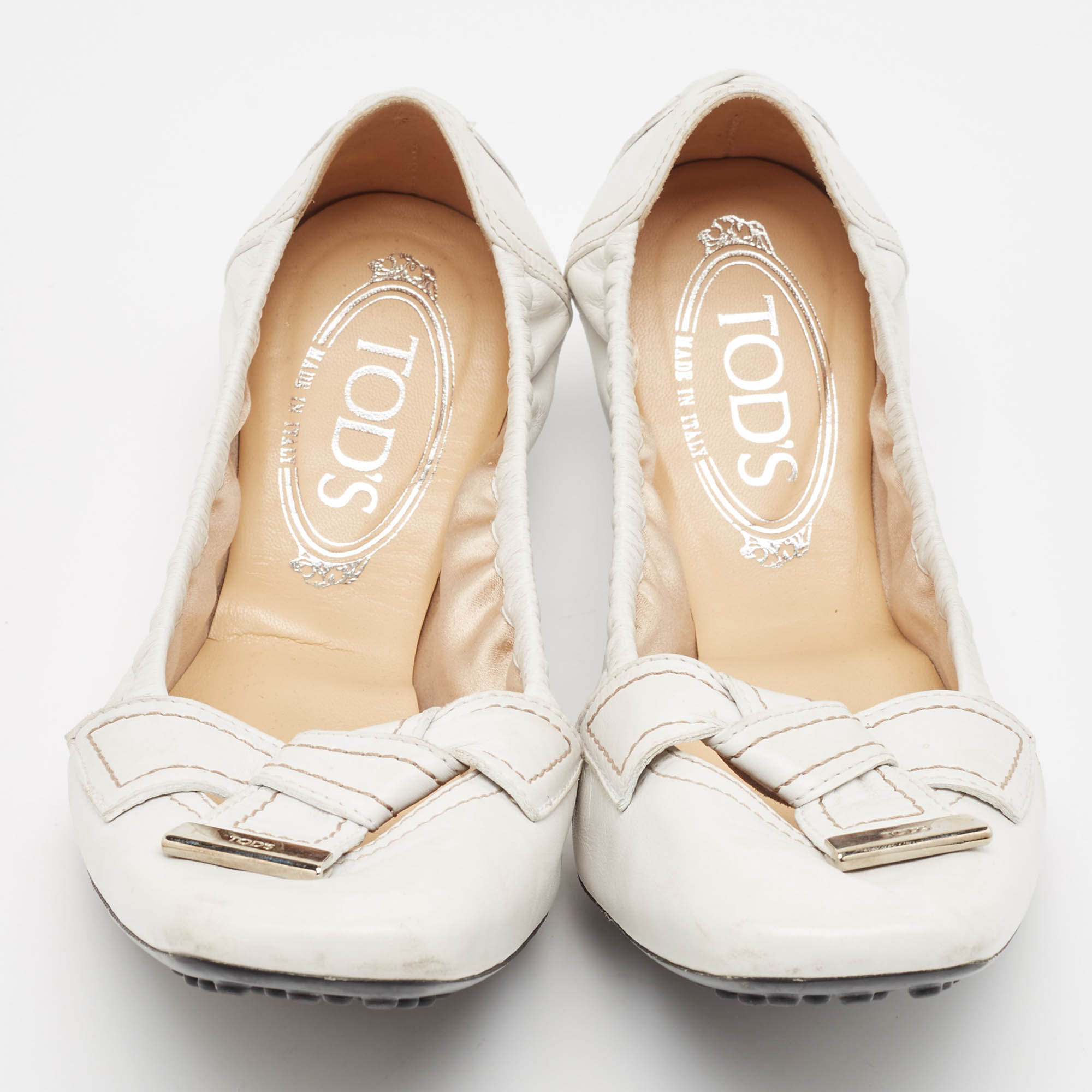 Tod's White Leather Scrunch Ballet Flats Size 39.5