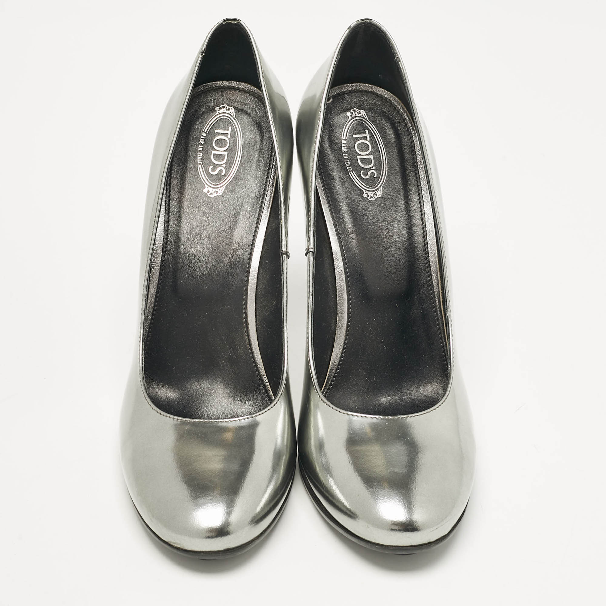 Tod's Grey Patent Leather Pumps Size 40