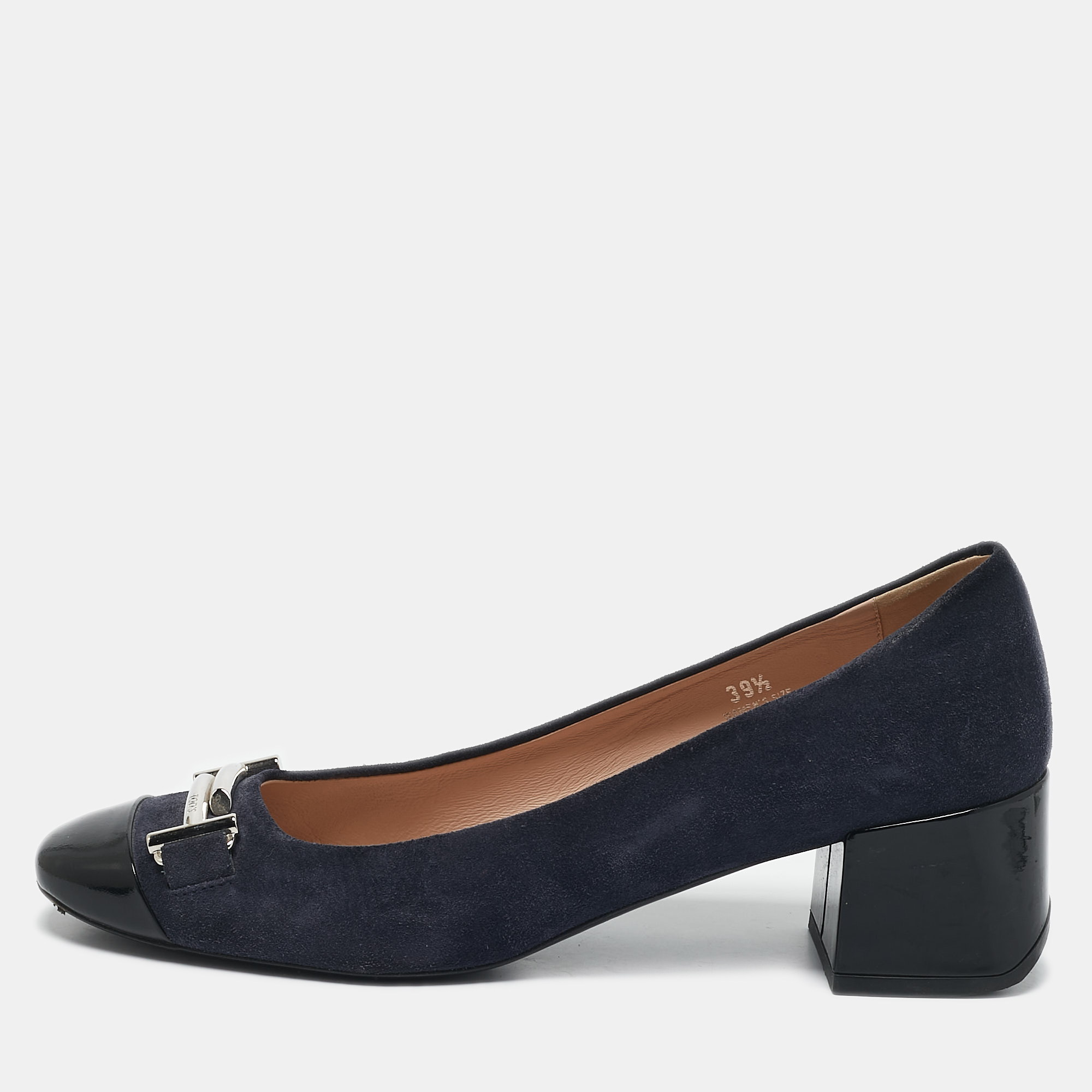 Tod's Navy Blue/Black Suede and Leather Double T Court Loafer Pumps Size 39.5
Tod's Navy Blue/Black Suede and Leather Double T Court Loafer Pumps Size 39.5