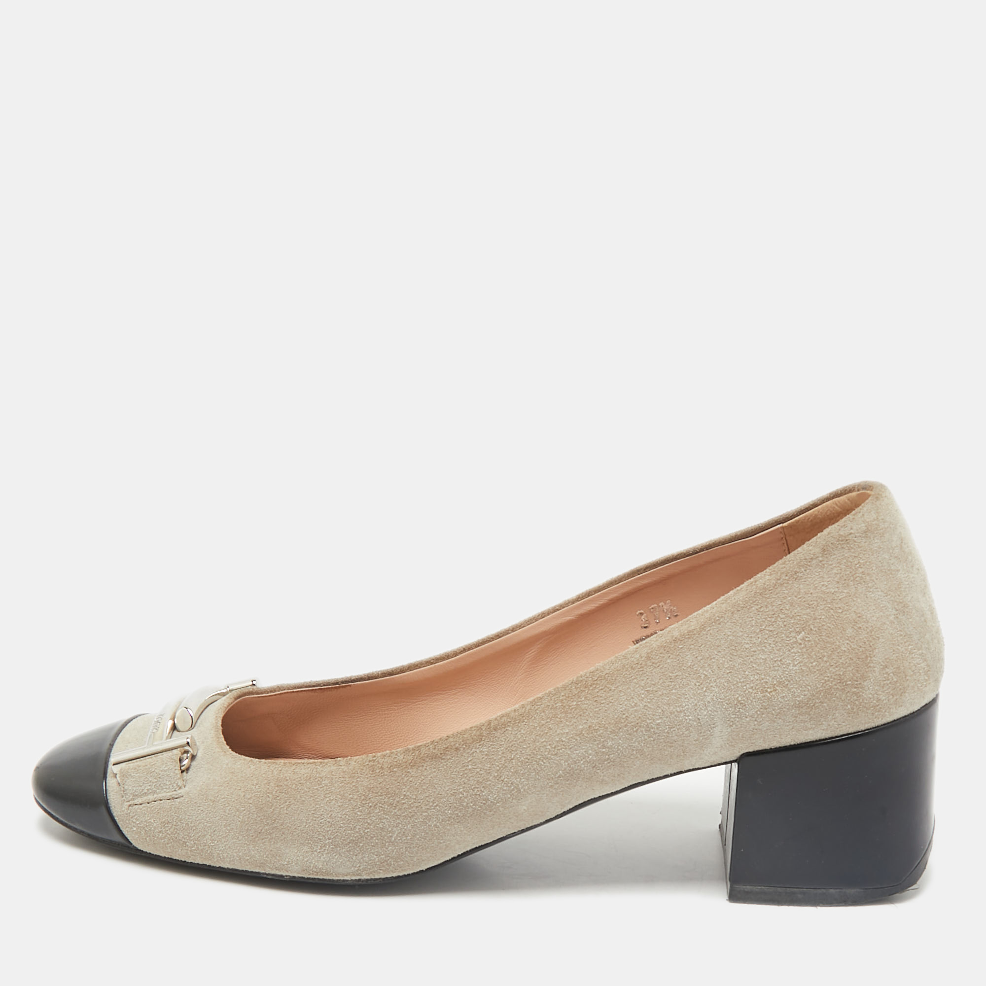 Tod's Navy Grey/Black Suede and Leather Double T Court Loafer Pumps Size 37.5, Beige
Tod's Navy Grey/Black Suede and Leather Double T Court Loafer Pumps Size 37.5, Beige