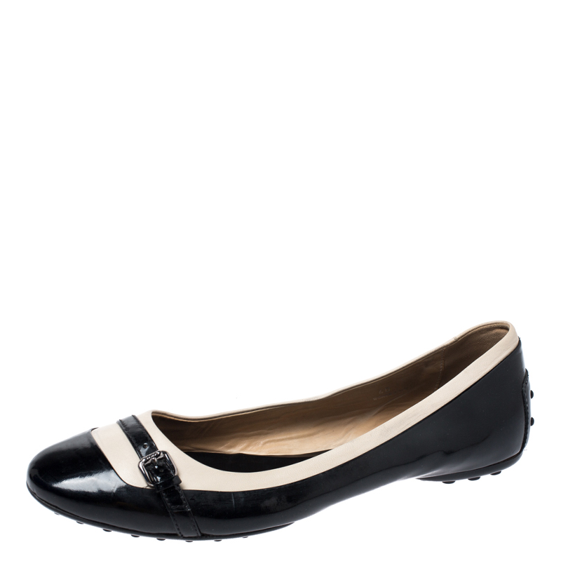 Tod's black/white patent leather and leather buckle detail ballet flats size 40