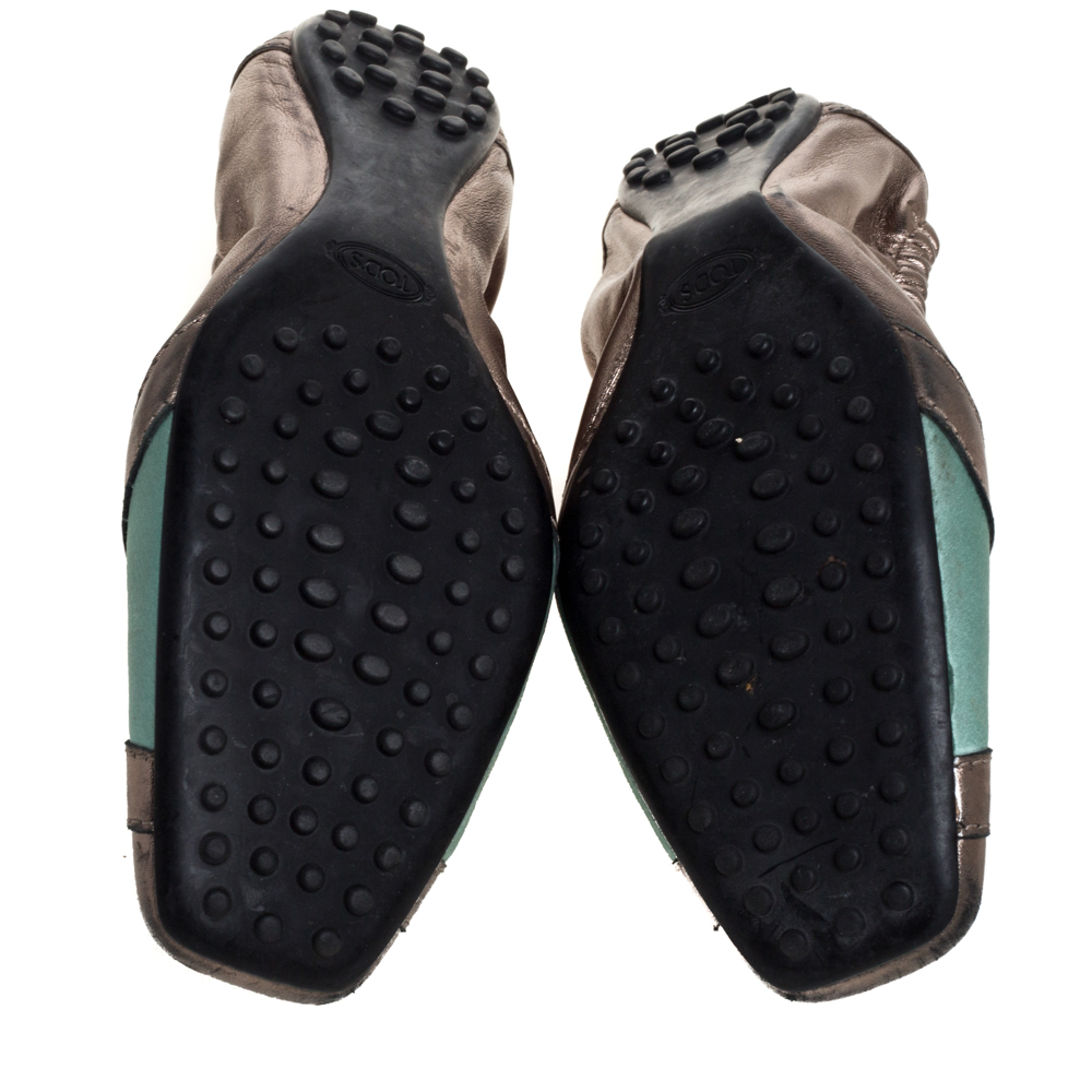 Tod's Metallic/Green Leather Scrunch Ballet Flats Size 38.5