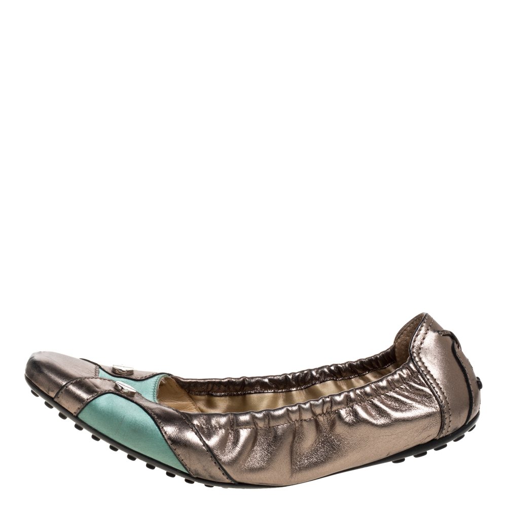 Tod's Metallic/Green Leather Scrunch Ballet Flats Size 38.5