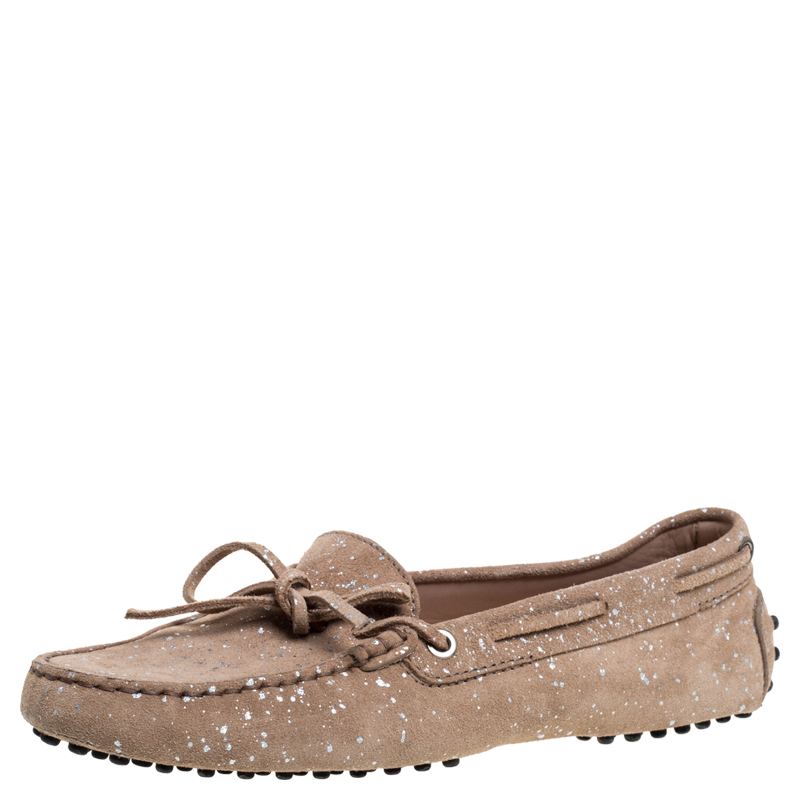 Image of Tod's Beige Suede Glitter And Bow Detail Driving Loafers Size