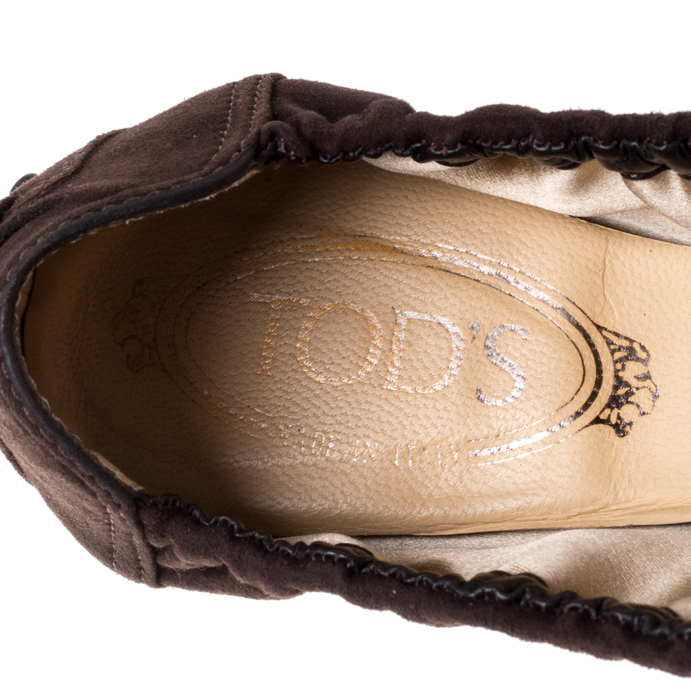 Tod's Brown Suede Scrunch Ballet Flats Size Size 40.5