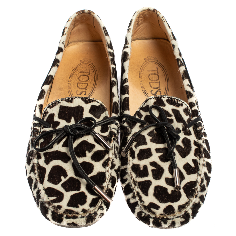 Tod's White/Brown Leopard Print Fur Loafers Size 36.5