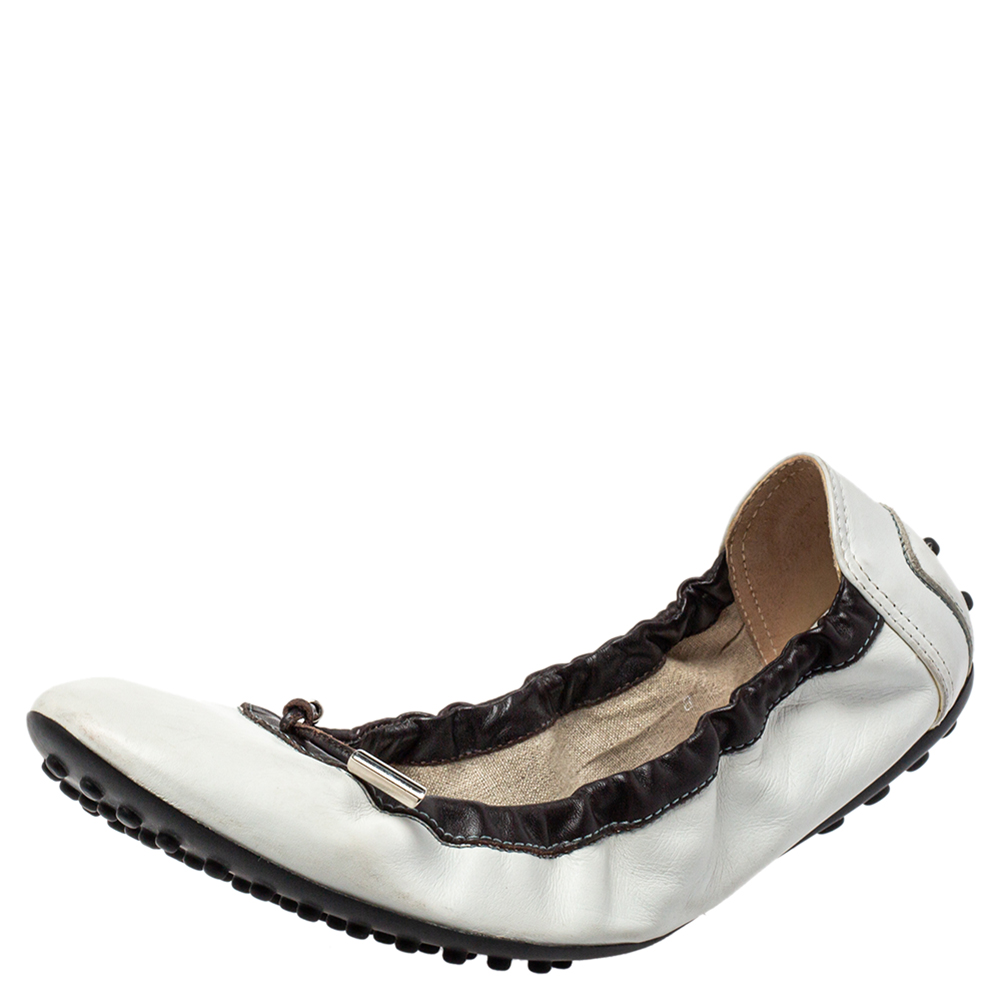 Tod's White Leather Scrunch Ballet Flats Size 38