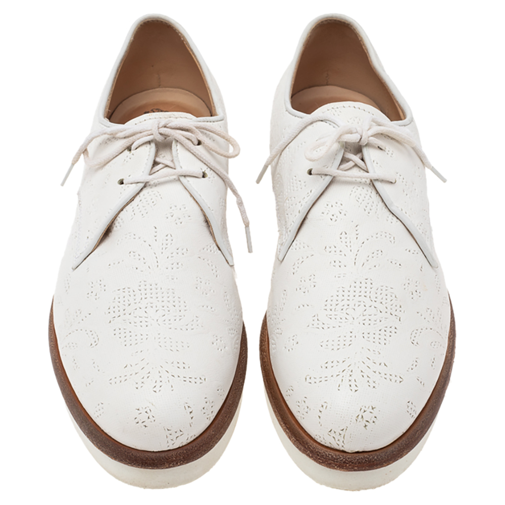 Tod's White Laser Cut Leather Lace Up Derby Size 37