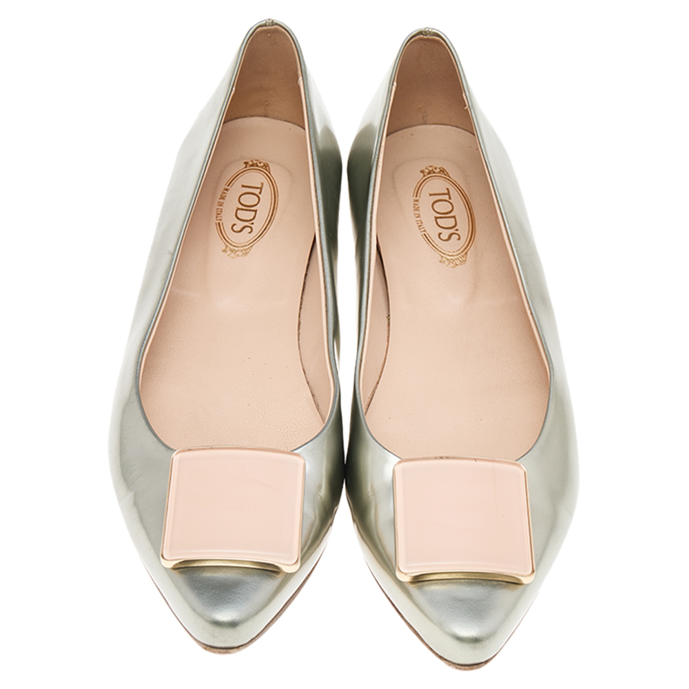 Tod's Silver/Pink Patent Leather Buckle Detail Flats Size 39.5