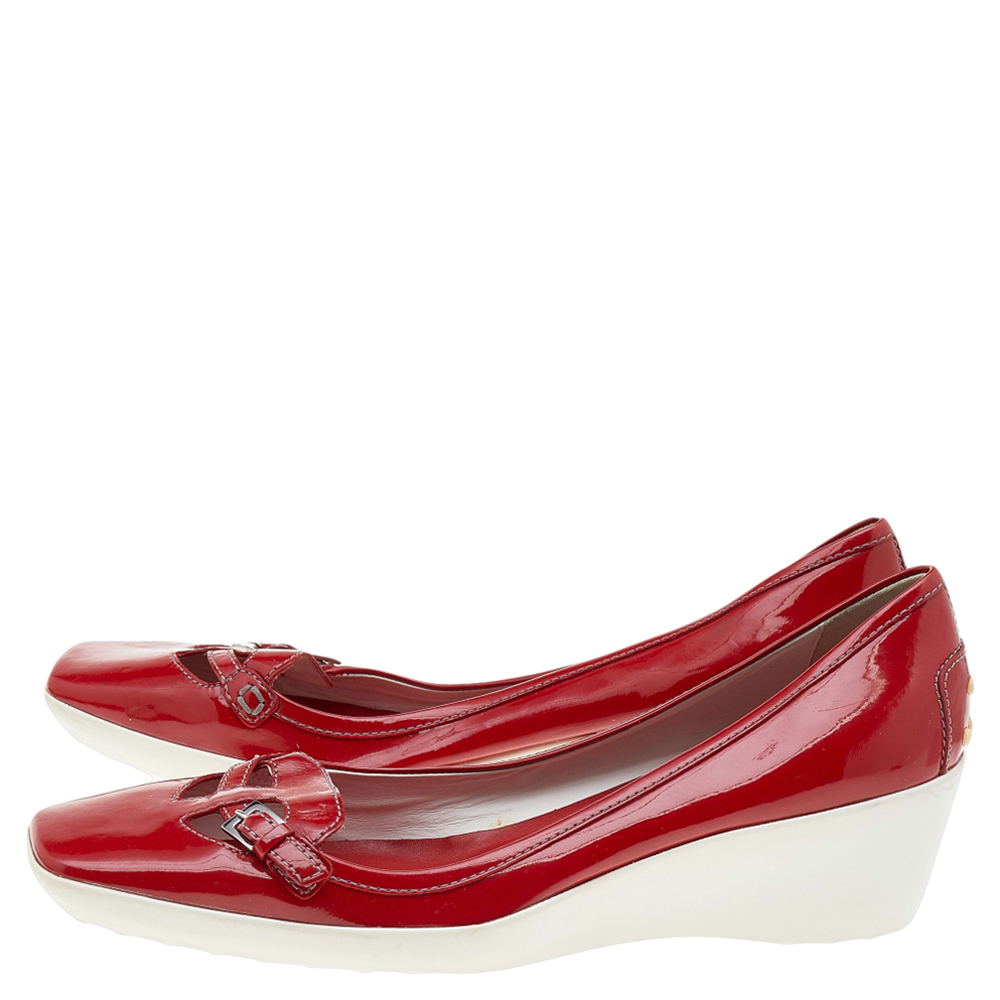 Tod's Red Patent Leather Pumps Size 41