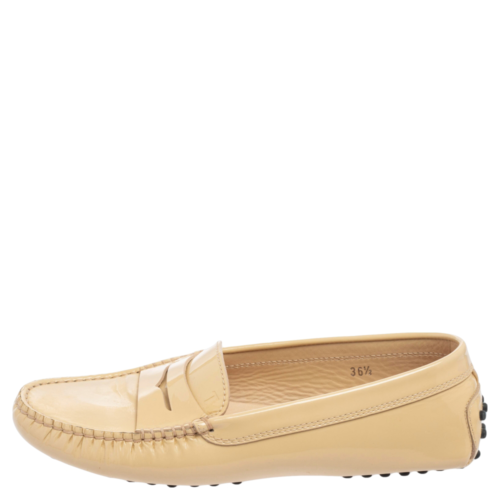 

Tod's Beige Patent Leather Penny Slip On Loafers Size