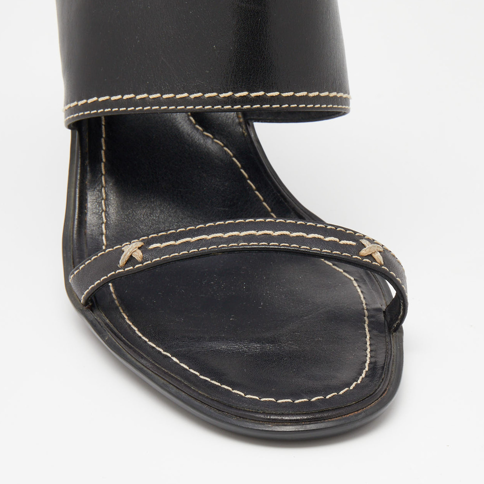Tod's Black Leather Slide Sandals Size 38