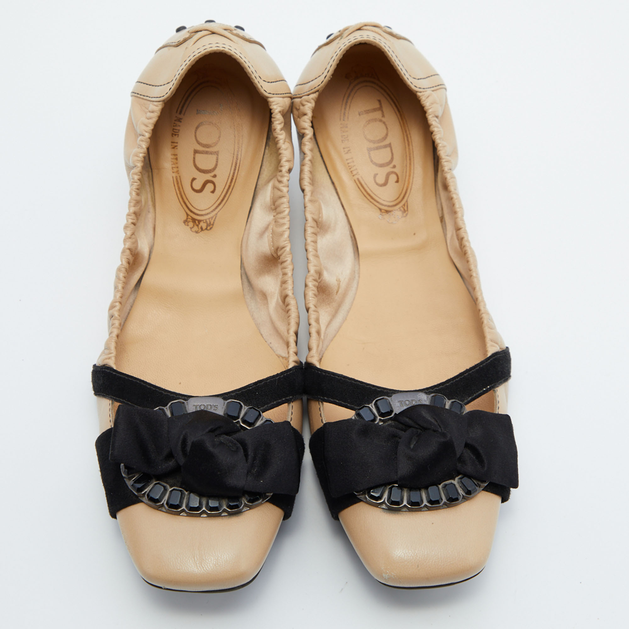 Tod's Beige/Black Leather And Suede Cap Toe Buckle Detail Scrunch Ballet Flats Size 38.5