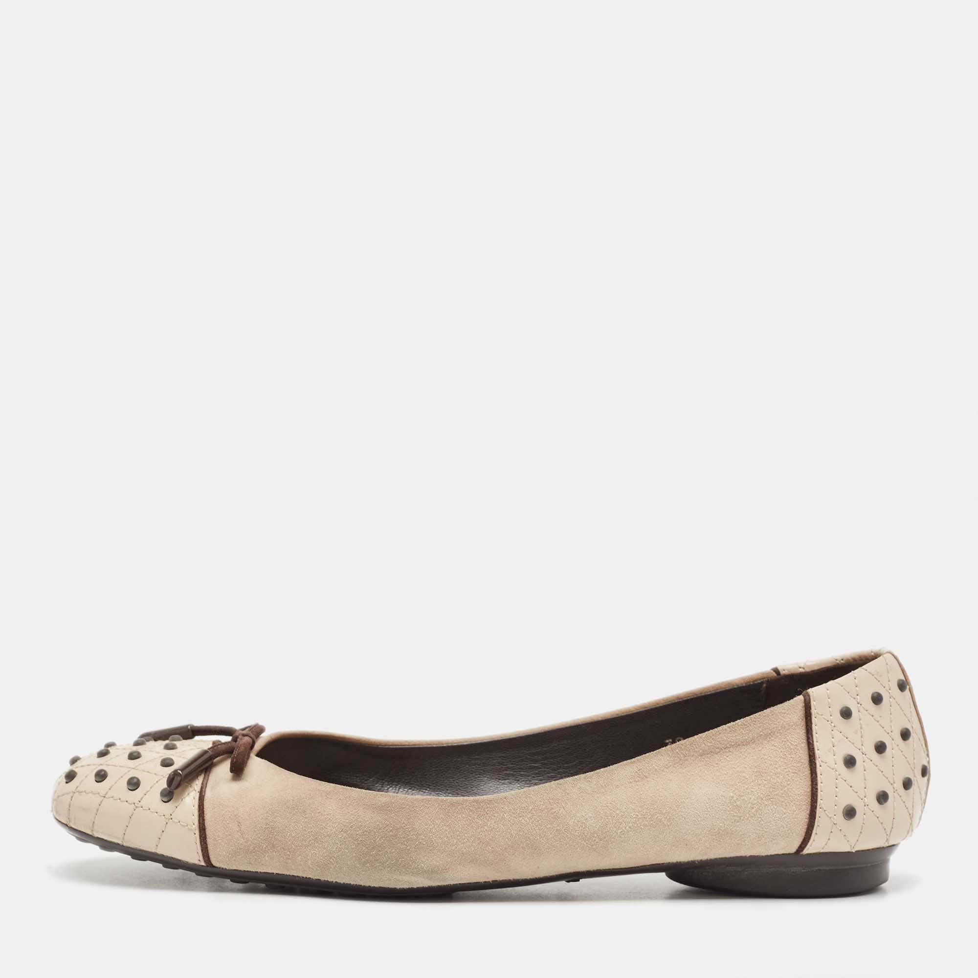 

Tod's Two Tone Suede and Studded Leather Bow Ballet Flats Size, Beige