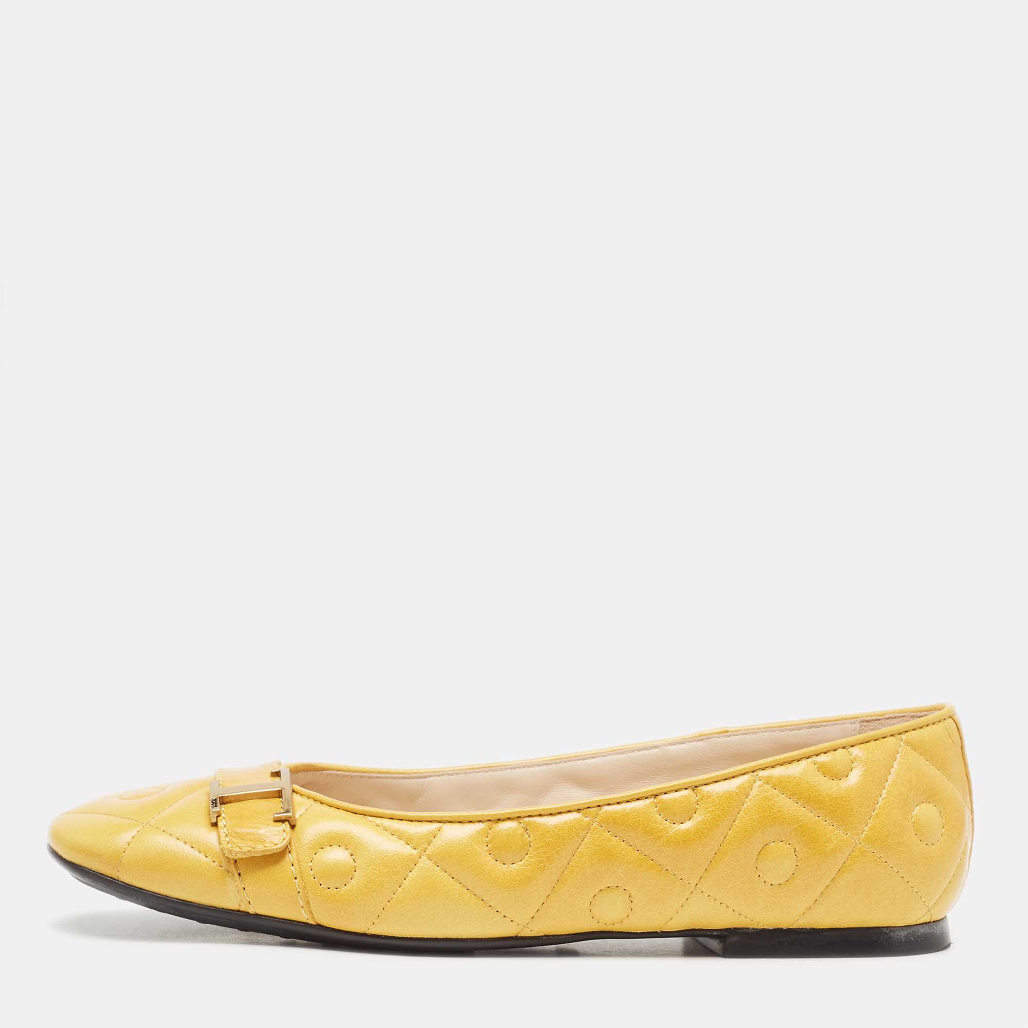 Tod's yellow quilted leather ballet flats size 39.5