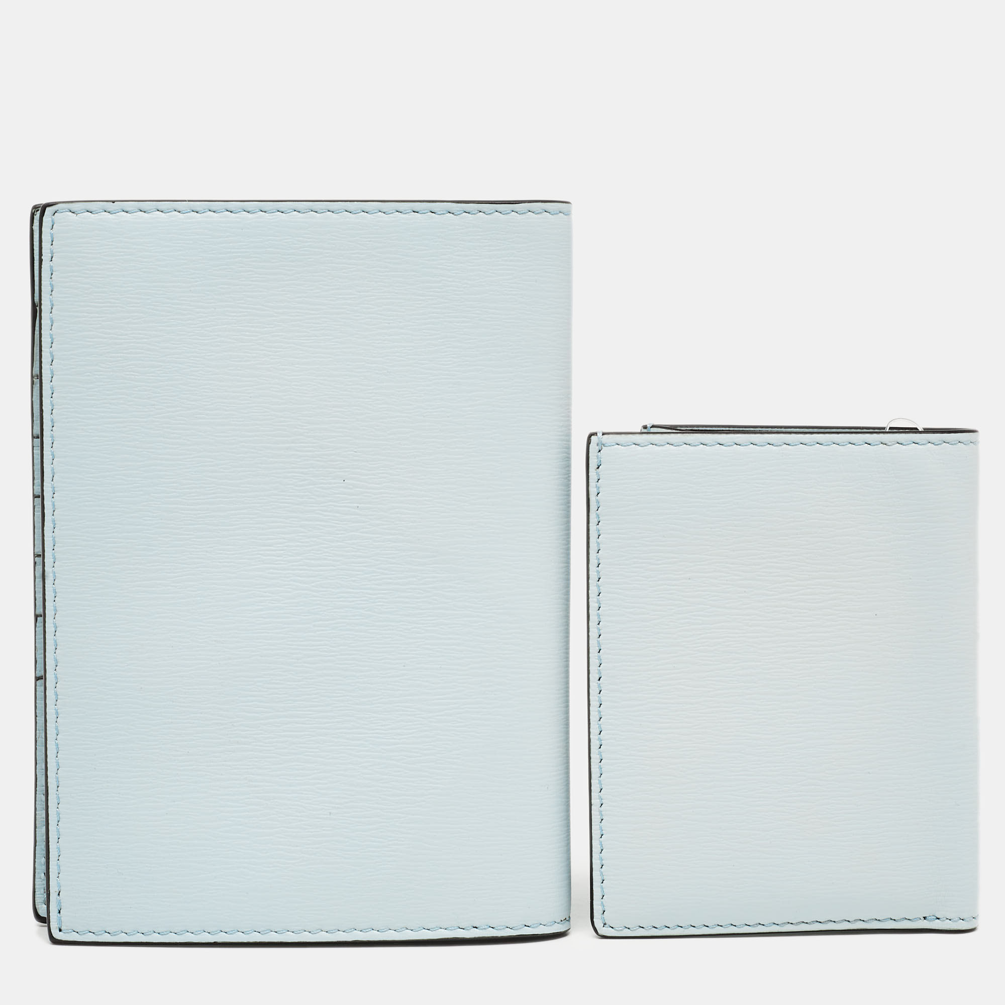 Tom Ford Light Turquoise Leather TF Passport Holder And Card Case Set