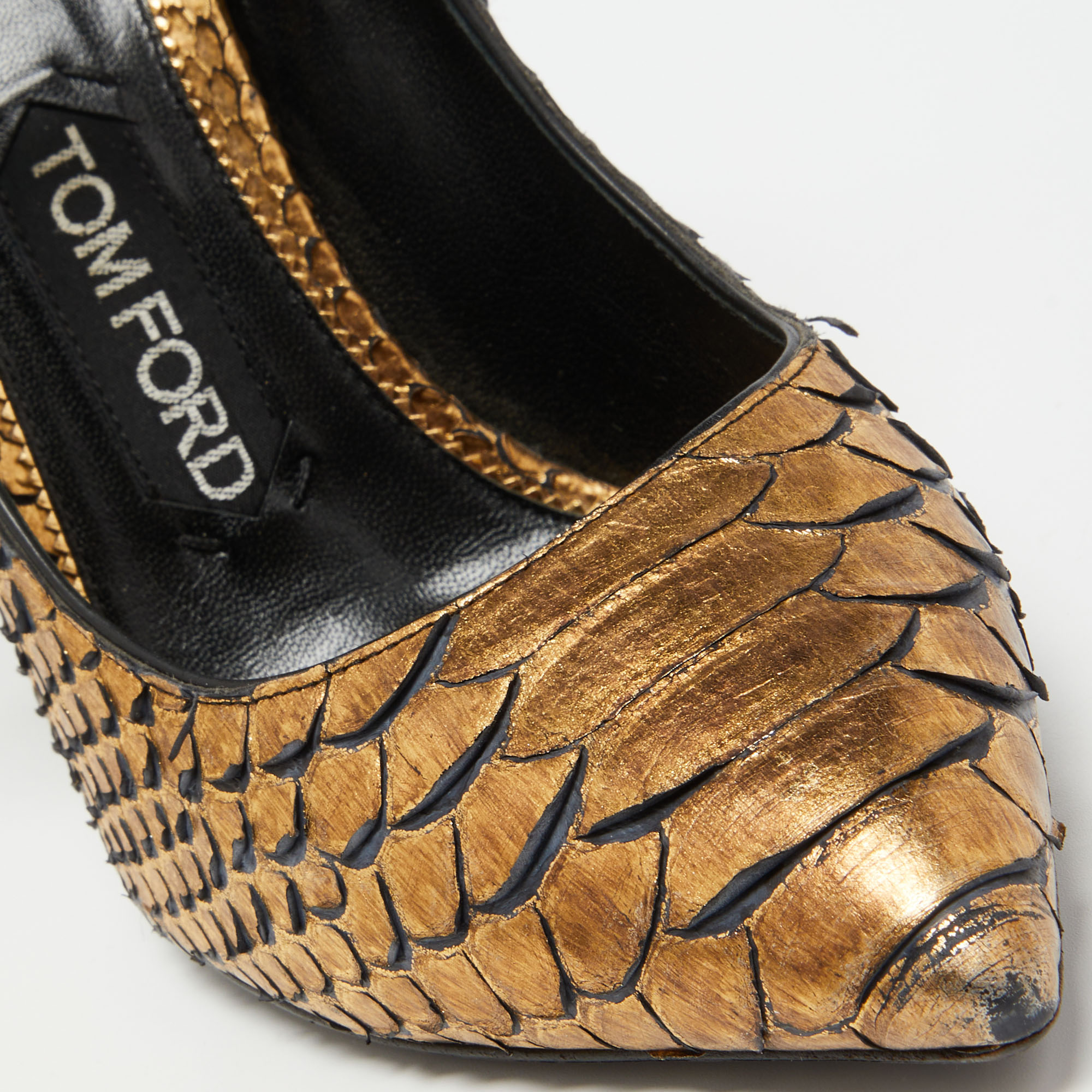 Tom Ford Gold Python Padlock Pointed Toe Pumps Size 38