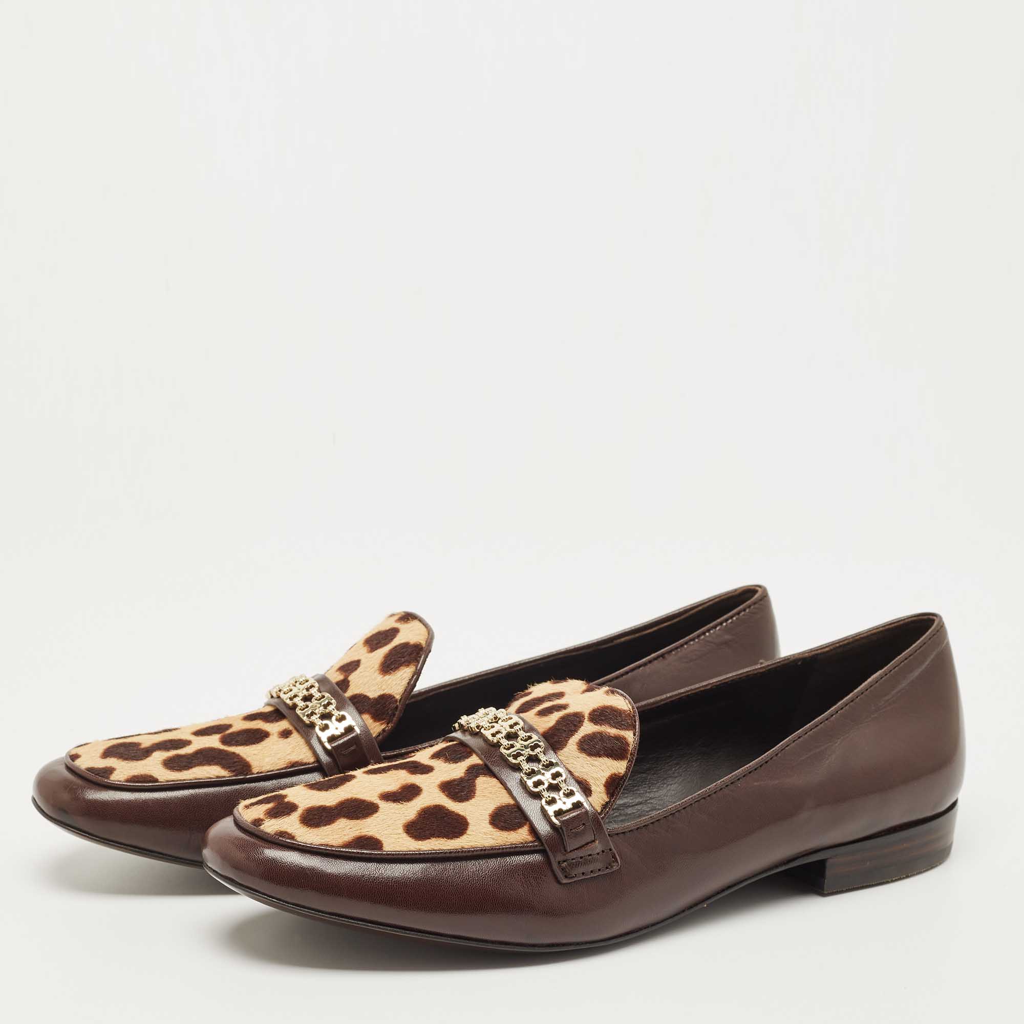 

Tory Burch Brown Calf Hair and Leather Gemini Loafers Size
