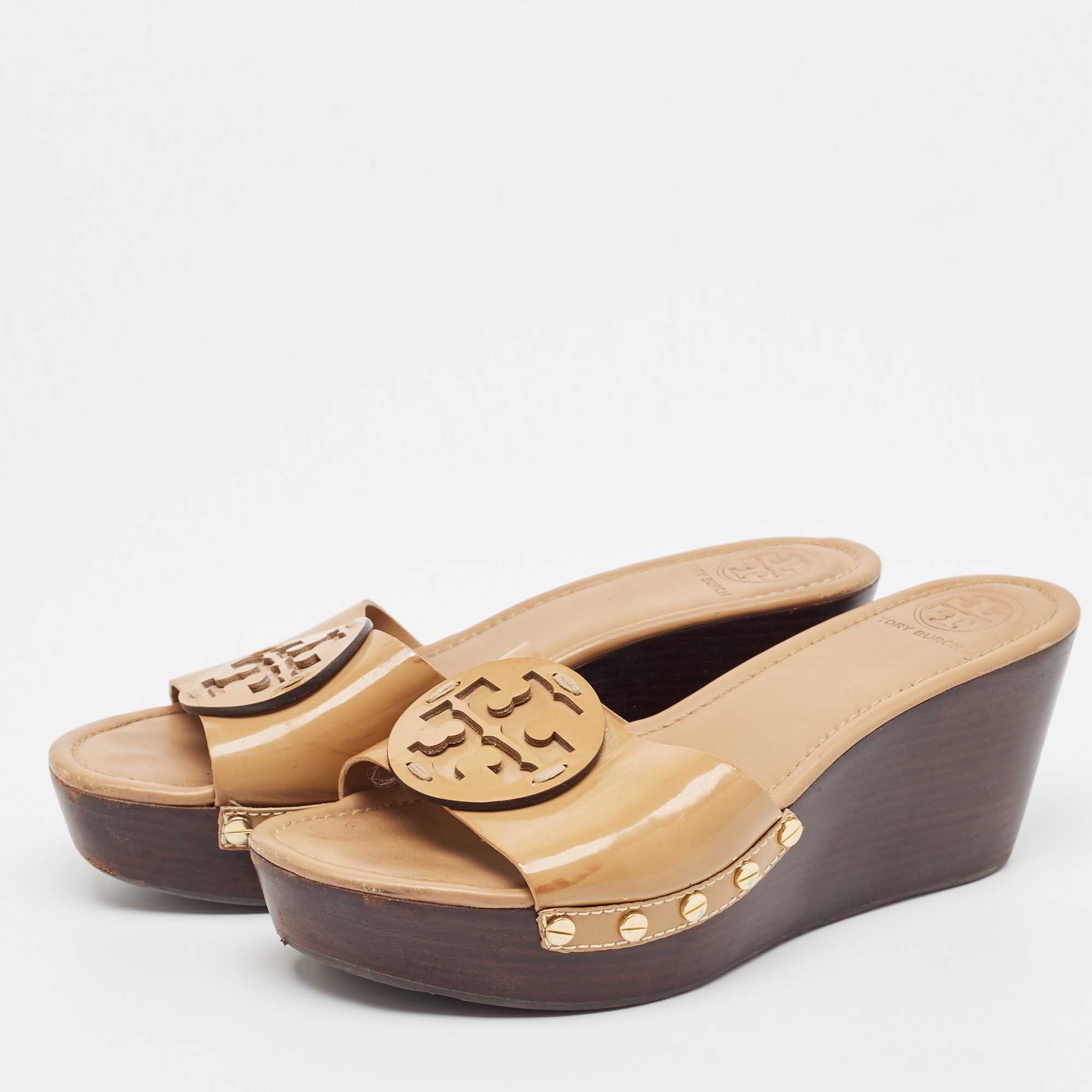 Tory Burch Beige Patent Leather Platform Sandals Size 38.5