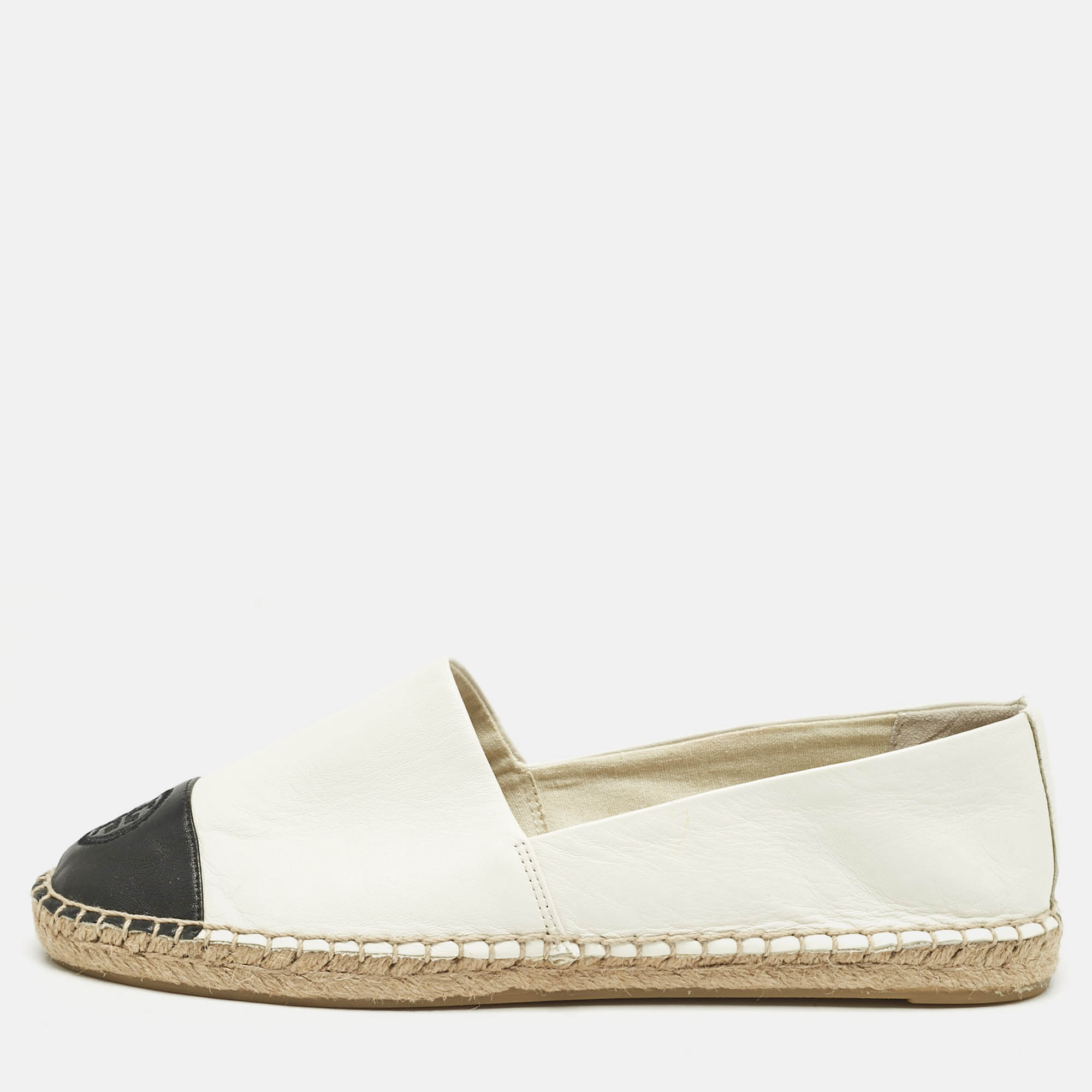 Tory Burch White/Black Leather Logo Cap Toe Espadrille Flats Size 39.5
Tory Burch White/Black Leather Logo Cap Toe Espadrille Flats Size 39.5