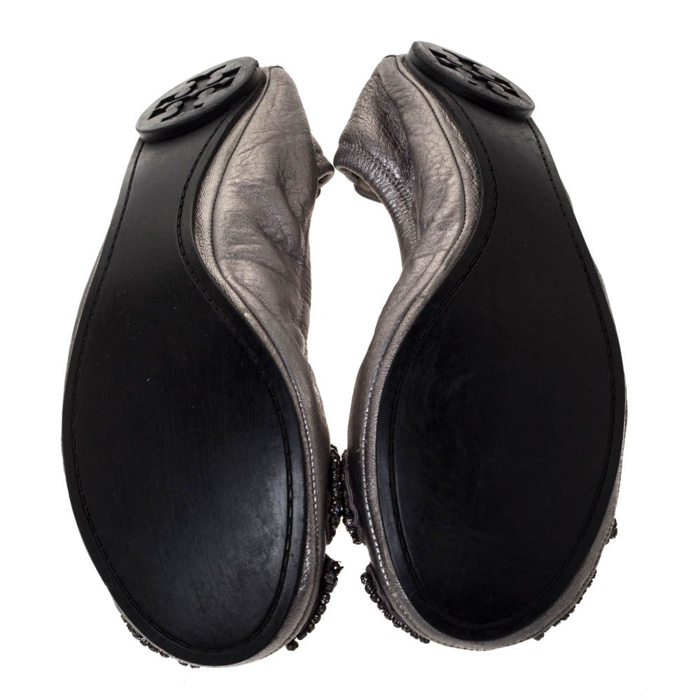 Tory Burch Metallic Silver Leather Azalea Scrunch Ballet Flats Size 38