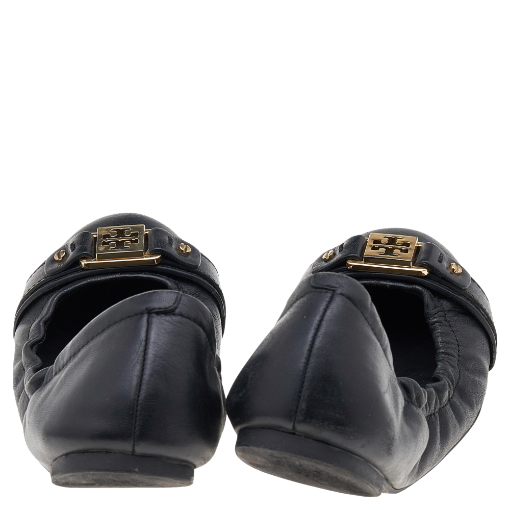 Tory Burch Black Leather Slip On Flats Size 39
