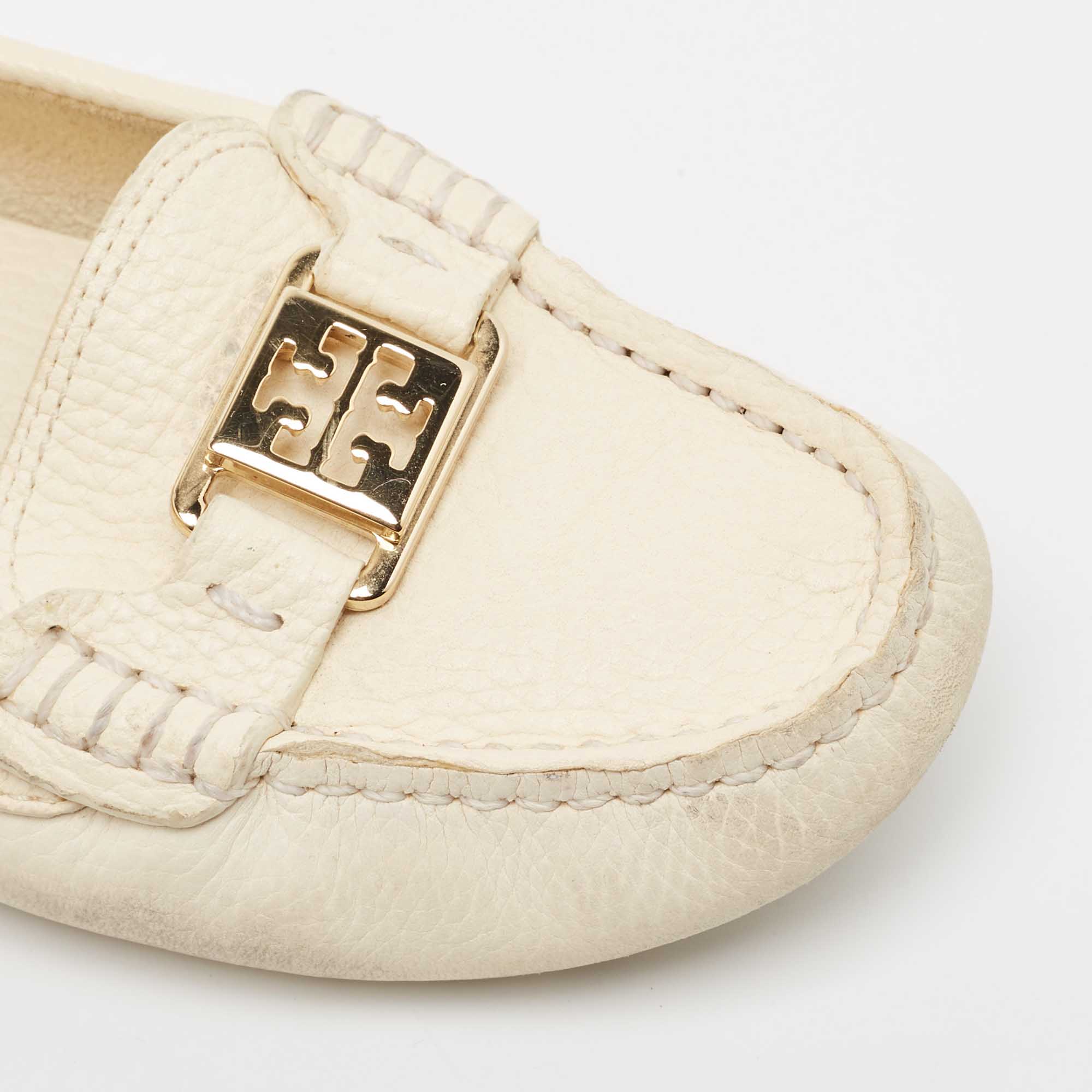 Tory Burch Cream Leather Kendrick Loafers Size 38
