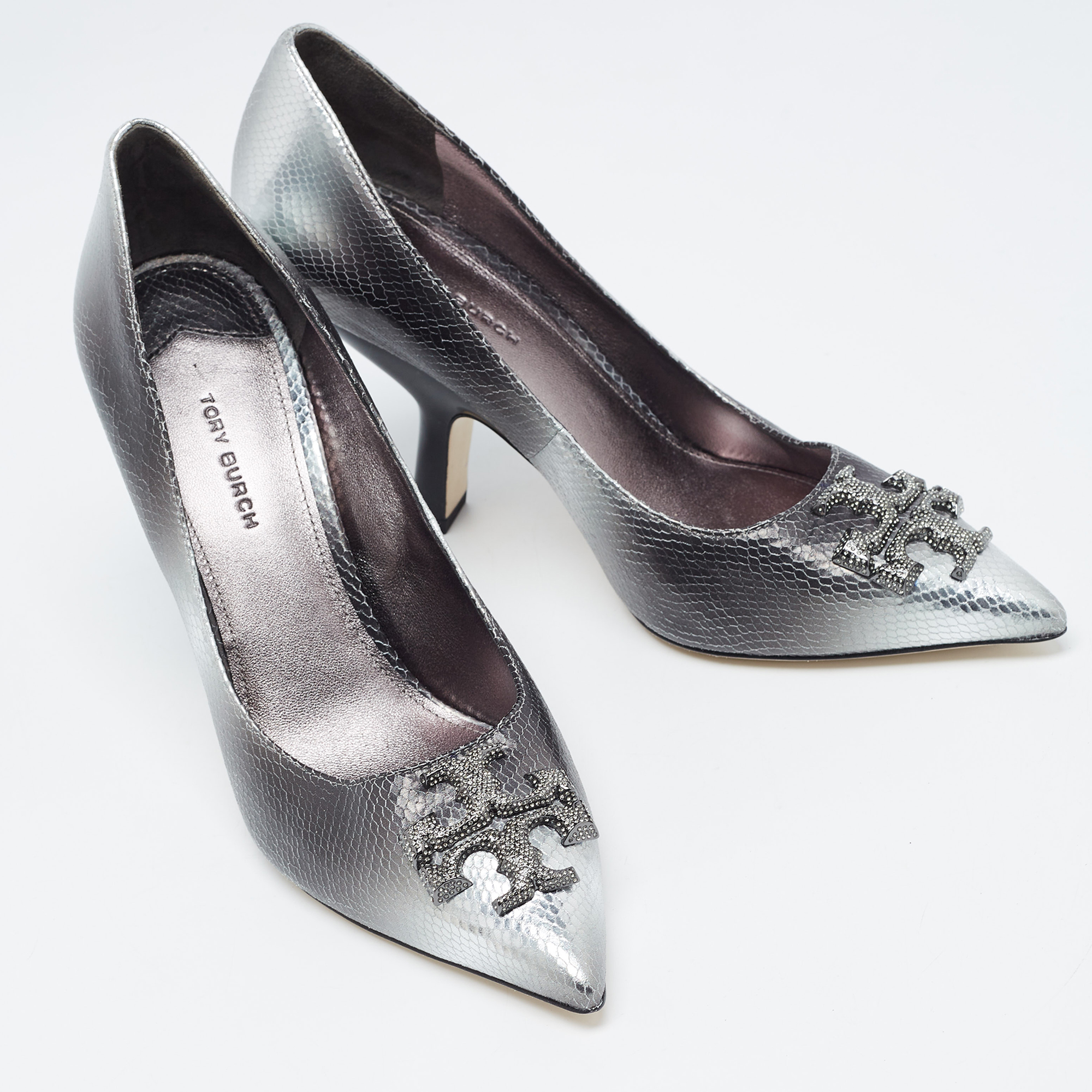Tory Burch Silver Python Embossed Leather Logo Pumps Size 39