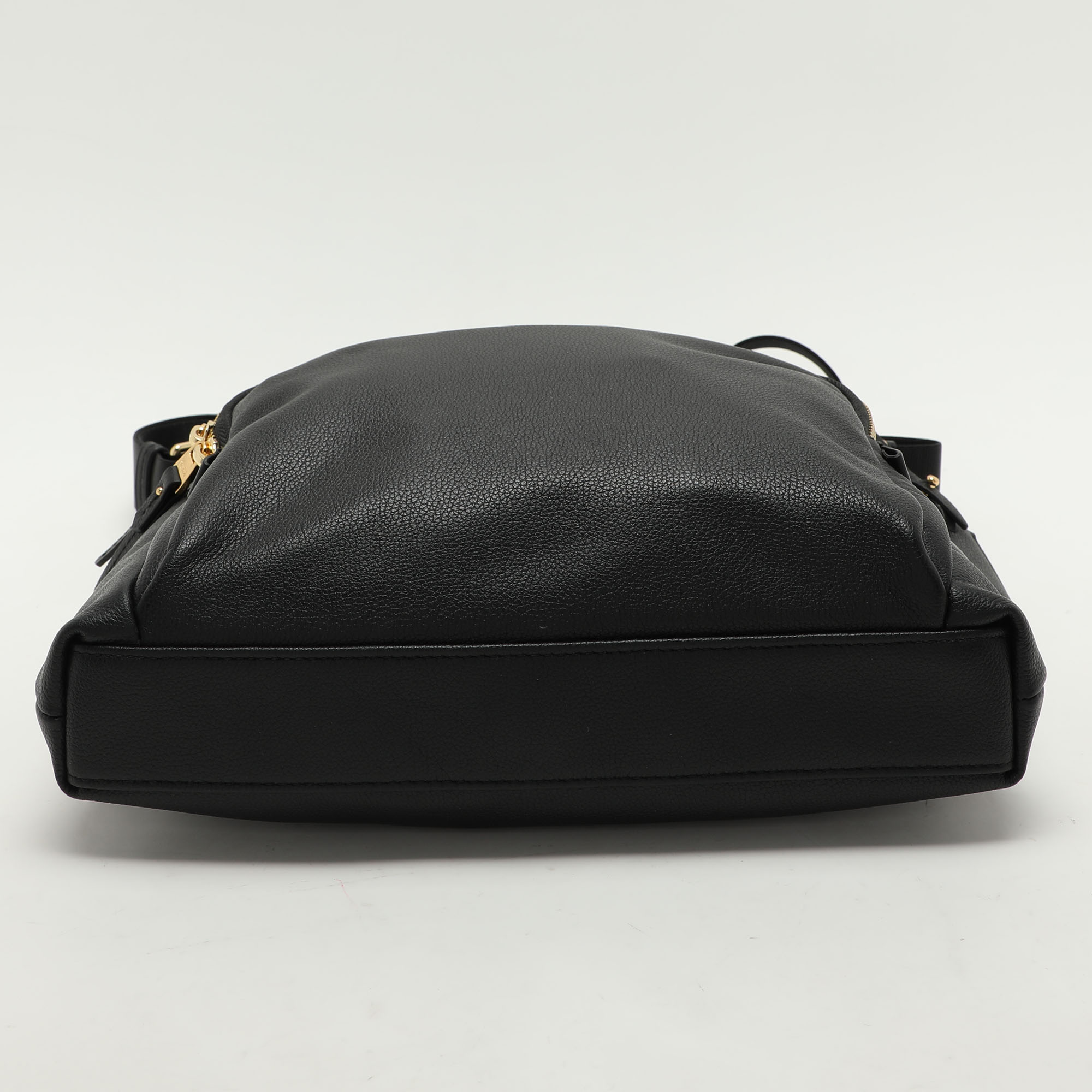 TUMI Black Leather Voyageur Messenger Bag