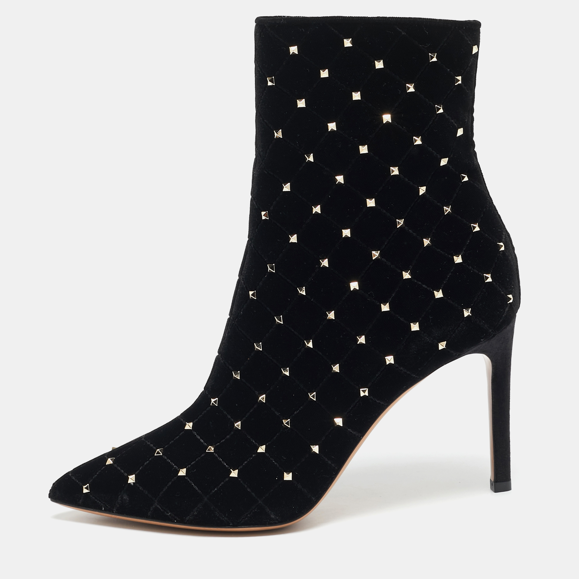 Valentino Black Quilted Velvet Rockstud Pointed Toe Ankle Length Boots Size
Valentino Black Quilted Velvet Rockstud Pointed Toe Ankle Length Boots Size