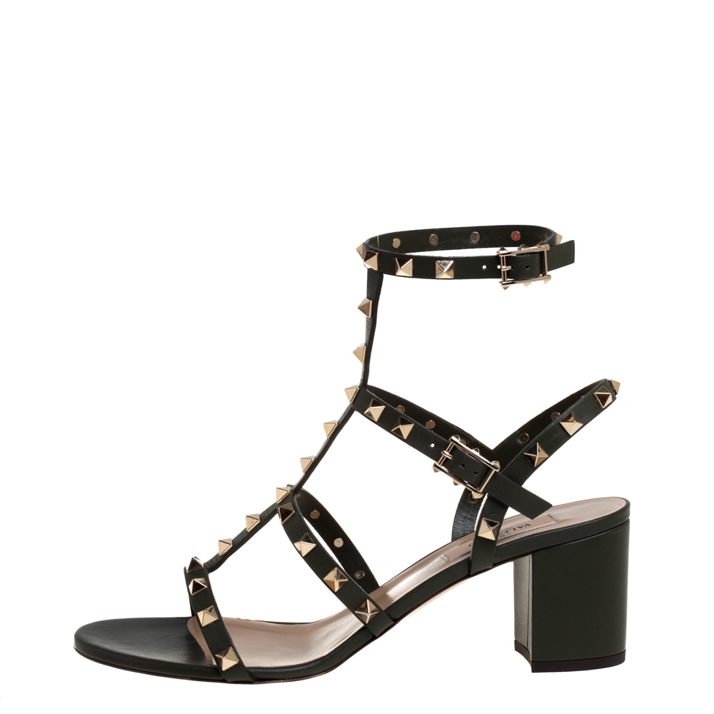Valentino Green Leather Rockstud Sandals Size
Valentino Green Leather Rockstud Sandals Size
