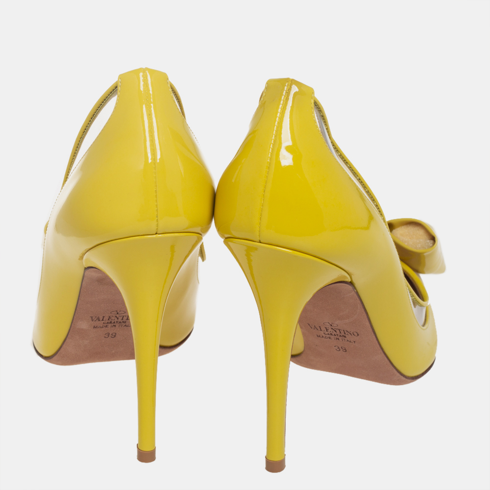 Valentino Yellow Patent Leather And PVC Bow Pointed Toe Pumps Size 39