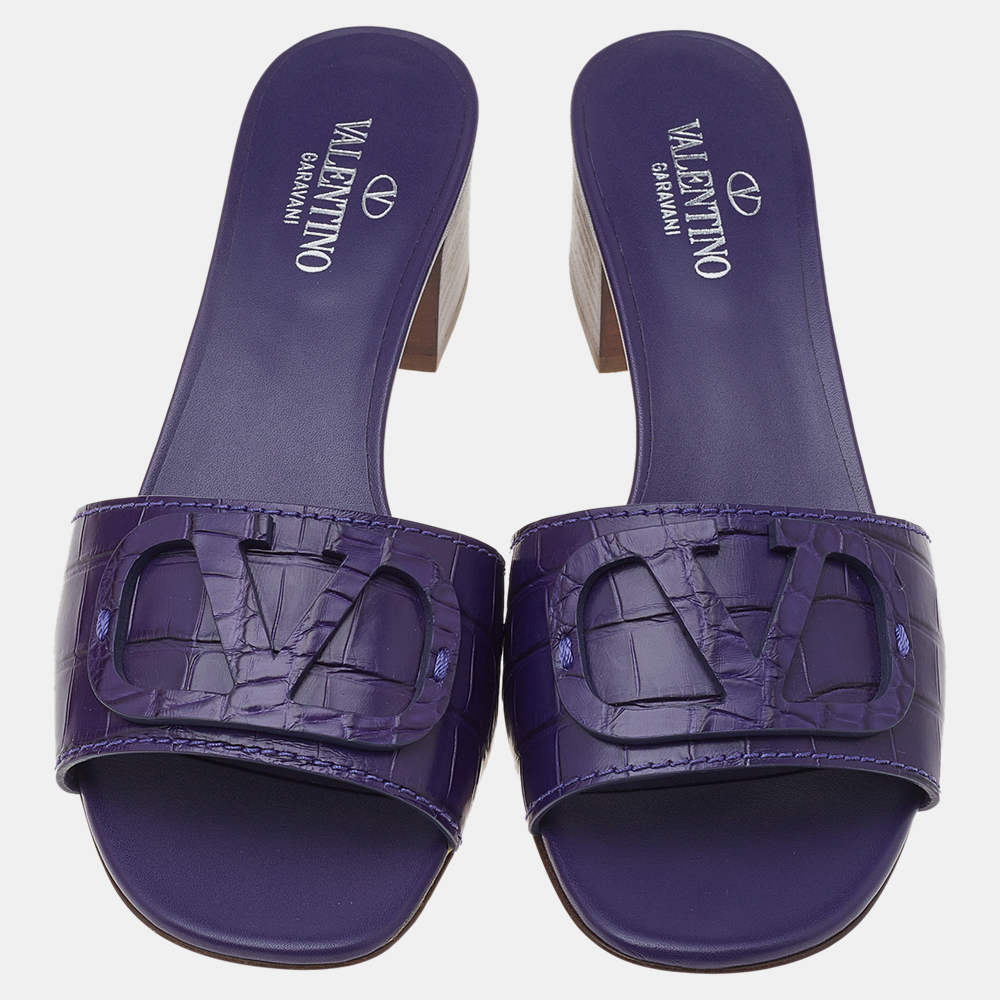 Valentino Purple Alligator Leather V Logo Slide Sandals Size EU
Valentino Purple Alligator Leather V Logo Slide Sandals Size EU