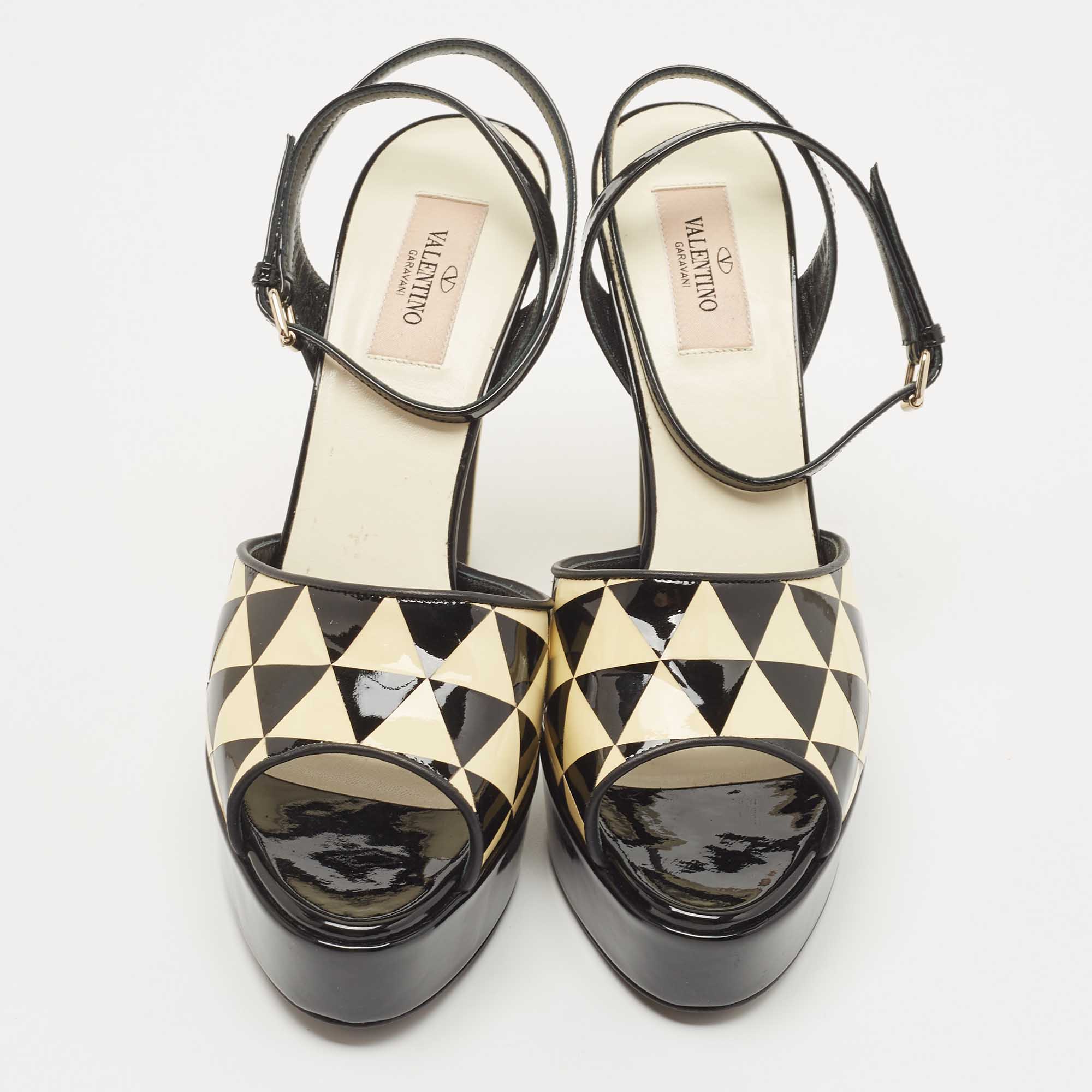 Valentino Black/Cream Patent Leather Platform Ankle Sandals Size 39